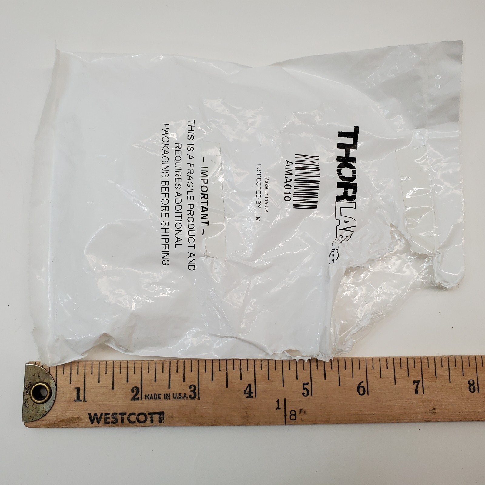 NEW OPEN BOX Thorlabs AMA010 – Cleats with 6-32 Locking Screws, Qty. 15