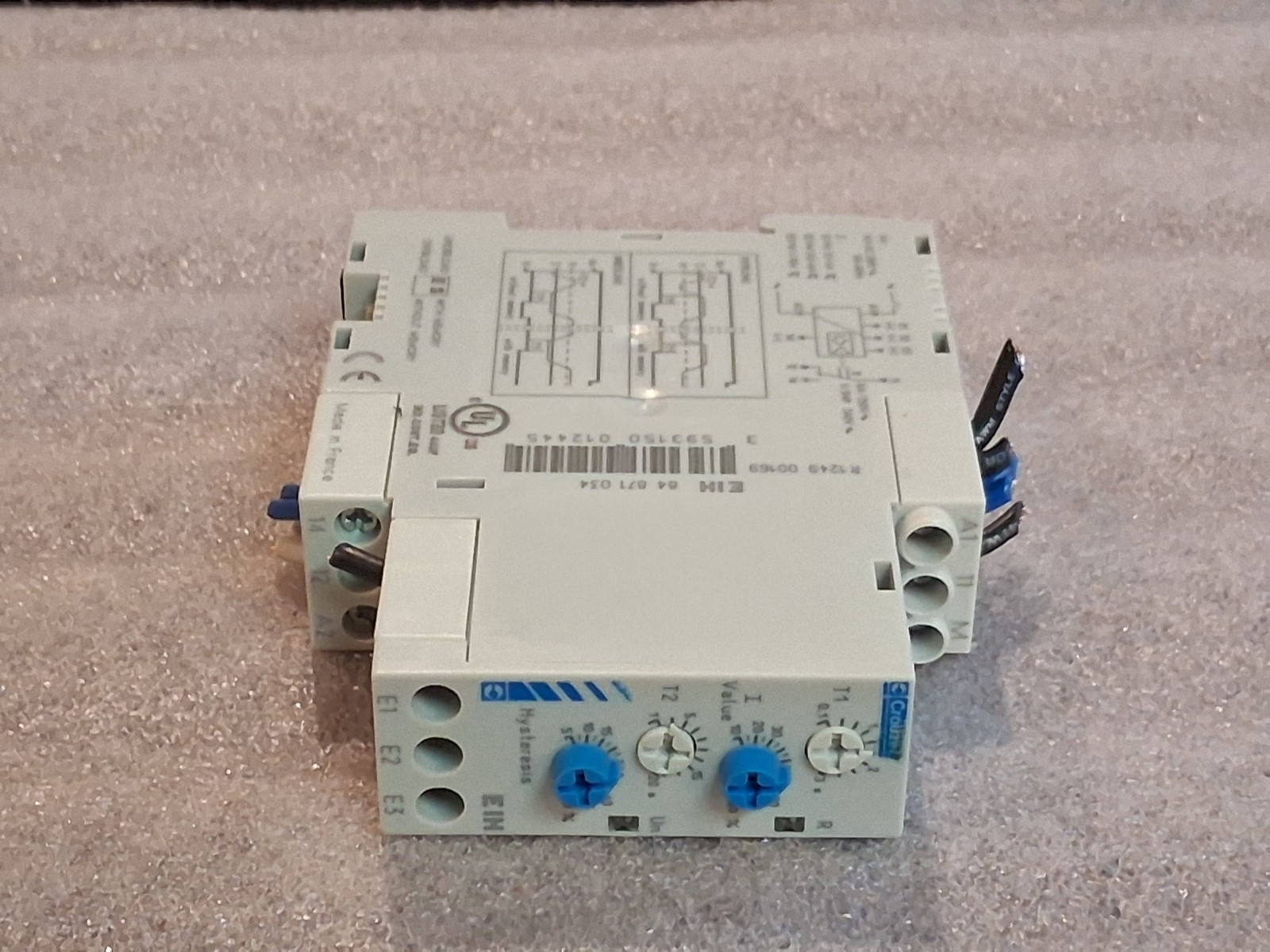 Crouzet EIH 84 871 034 Level Control Relay Hysteresis 240VAC