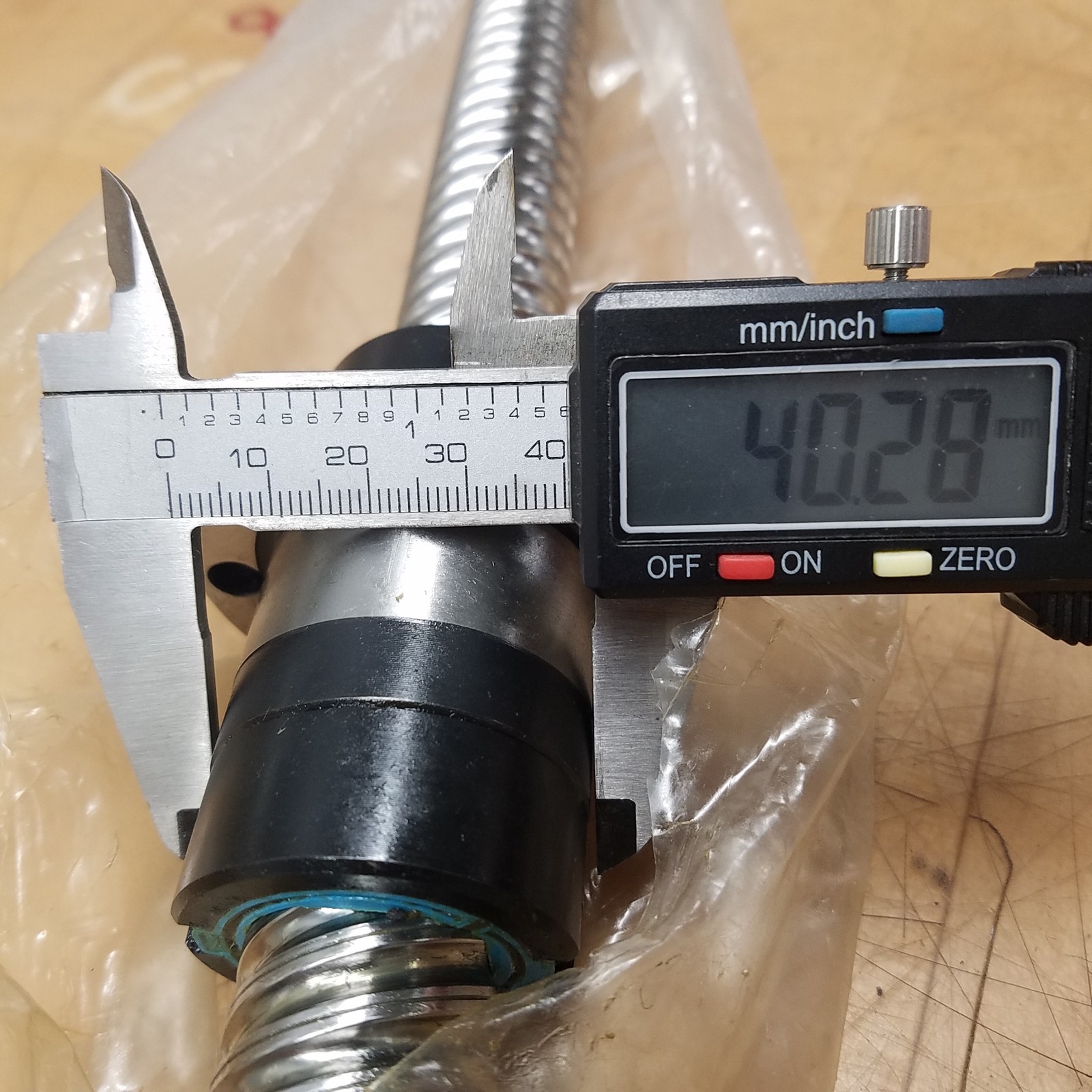 HIWIN S089434-1 014 Ball Screw Gear W/ ~1098mm Spindle, Nut Dia. 40mm,71.5mm L