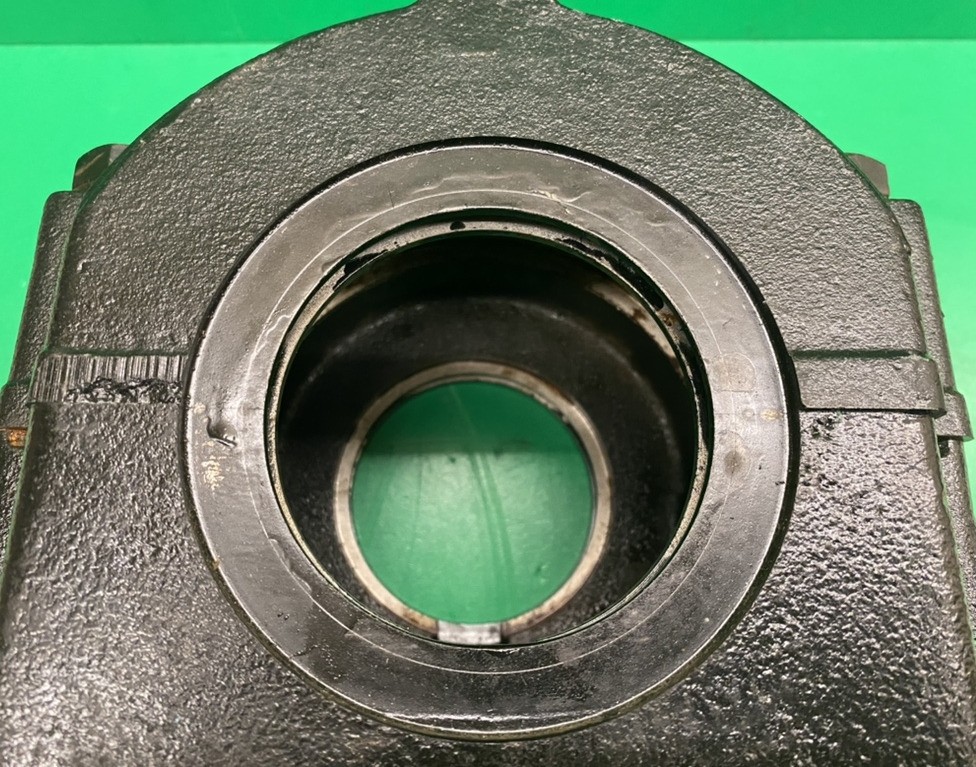 Link-Belt PLB6843FR Pillow Block Bearing Housing 2-11/16″ -New Old Stock