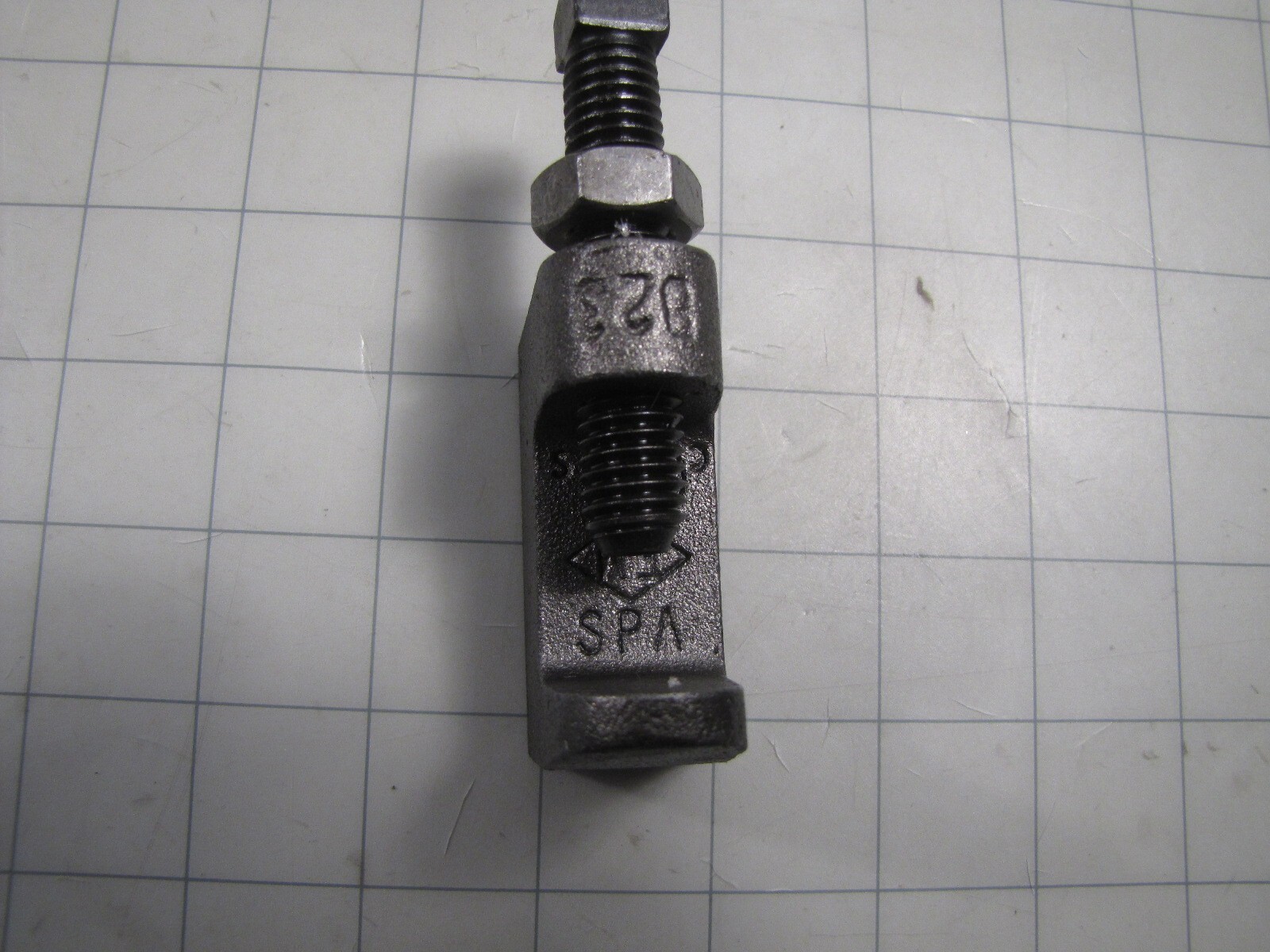 10-pk Caddy 310 Universal Beam Clamp Thick Flange for 1/2″ Rod 1-1/4″ Max Flange