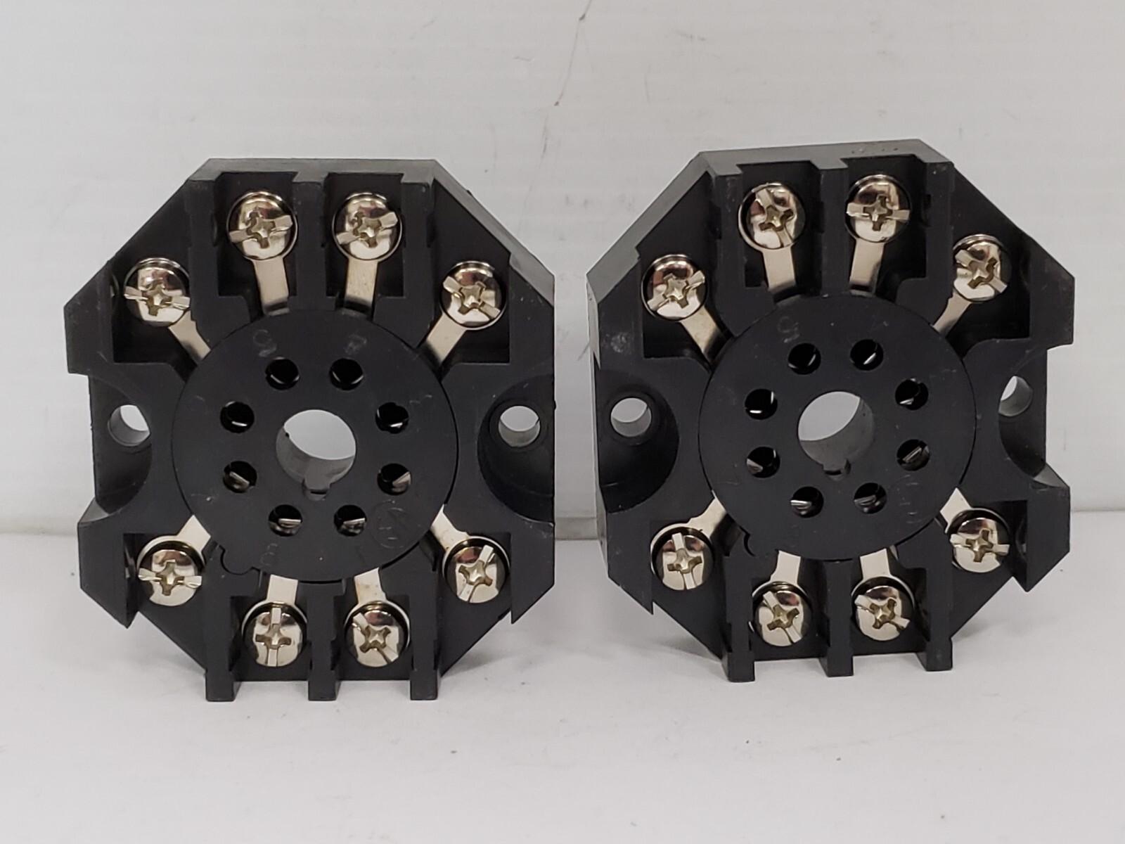CUSTOM CONNECTOR RB08-PC RELAY SOCKET DPDT 8 PIN OCTAL (LOT OF 2) NNB