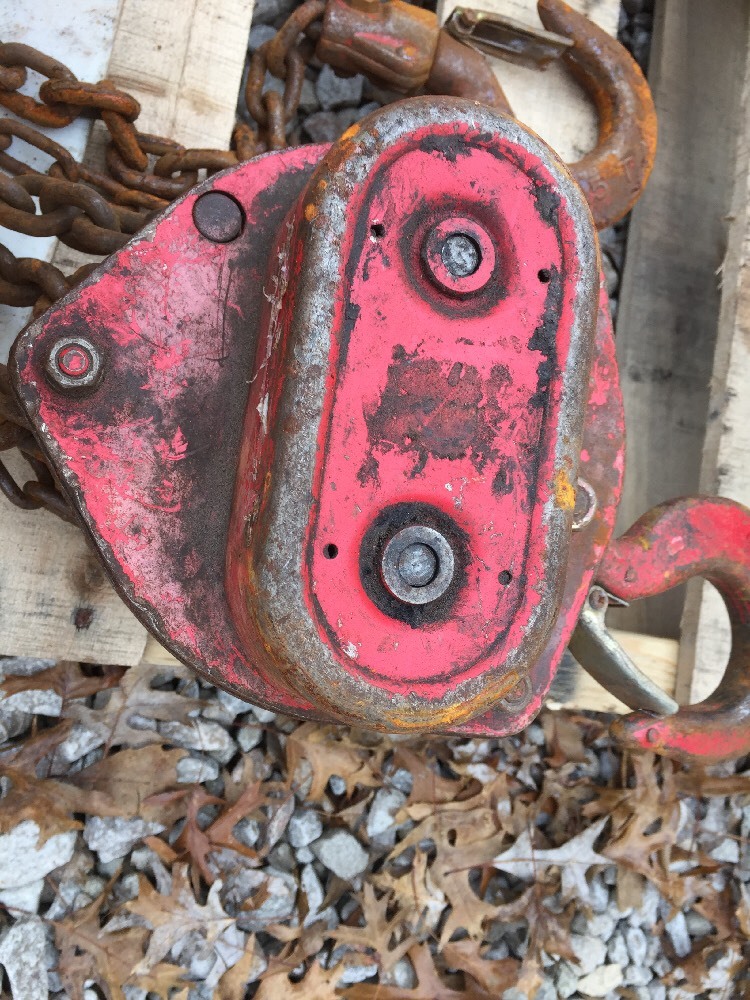 Coffing LHH Hand Chain Fall Hoist, Capacity: 1.5 Ton, 10′ Lift, 3000 Lb