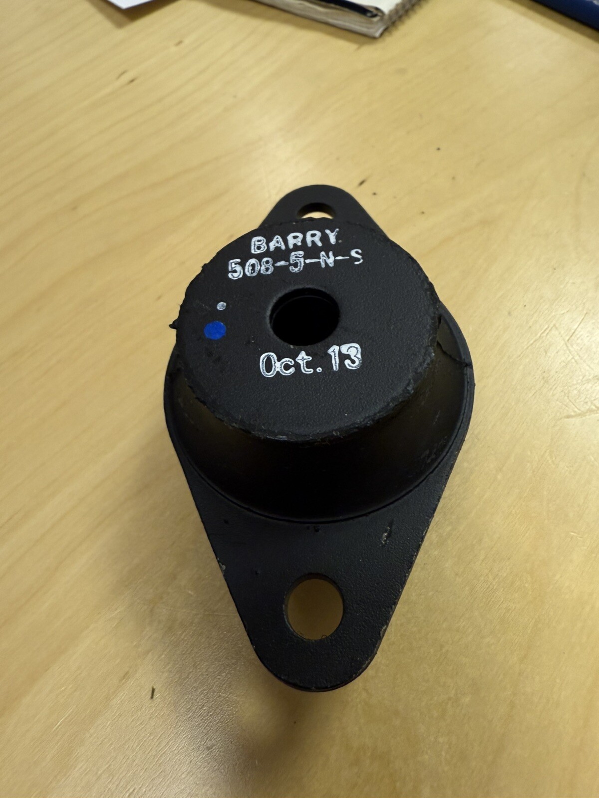 Barry Controls/Hutchinson Aerospace 508-5NS Mount, 580 lb Max Load, Lot of 5