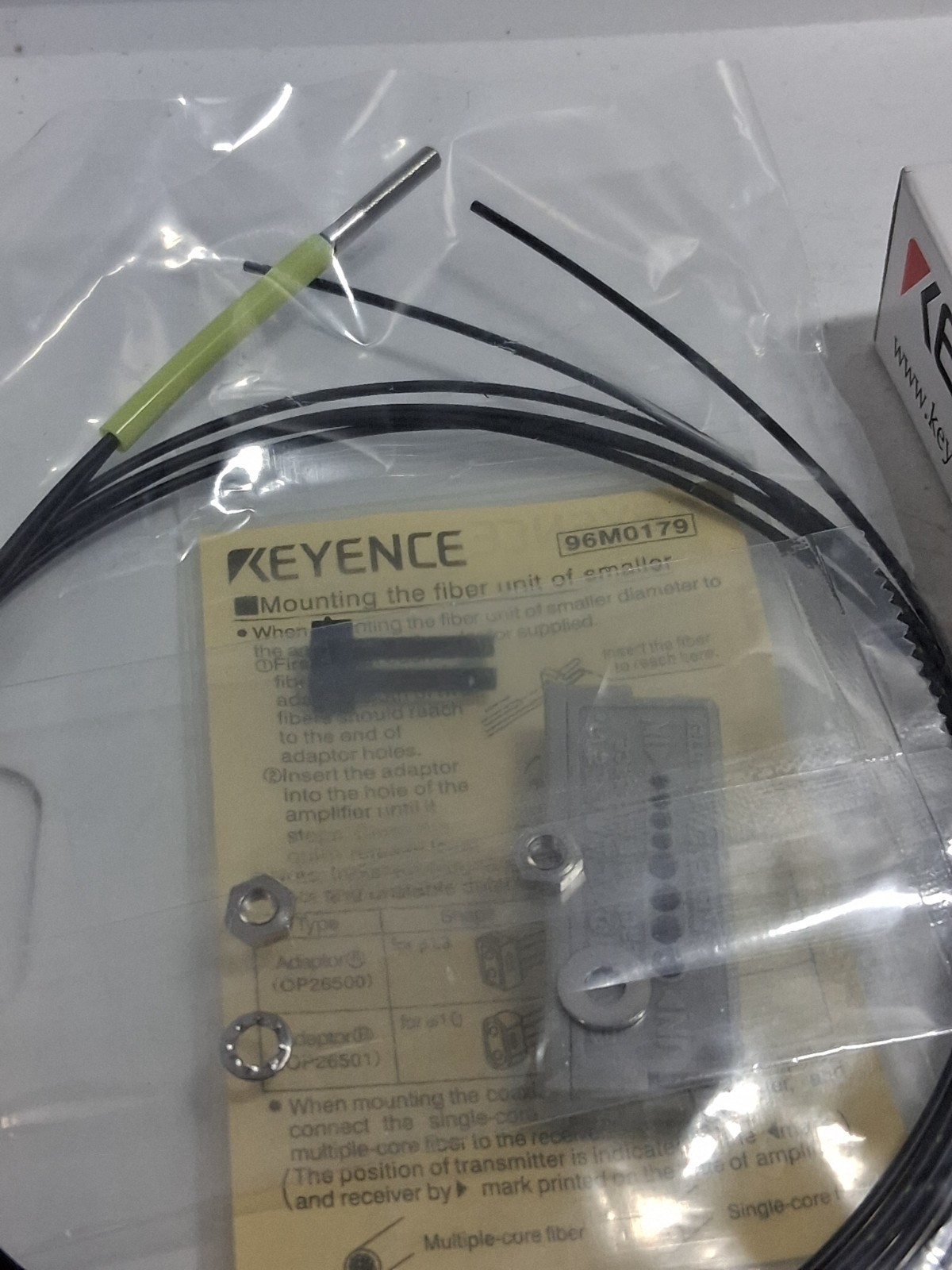 KEYENCE FU-35FZ REFLECTIVE FIBER UNIT M3 COAXIAL 1M FREE-CUT STRAIGHT NIB