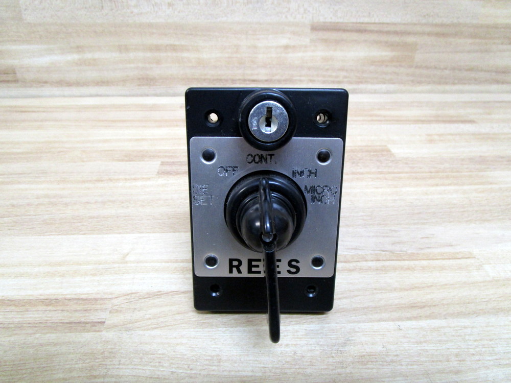 Rees 04925-380 Selector Switch 04925380 W/O Key