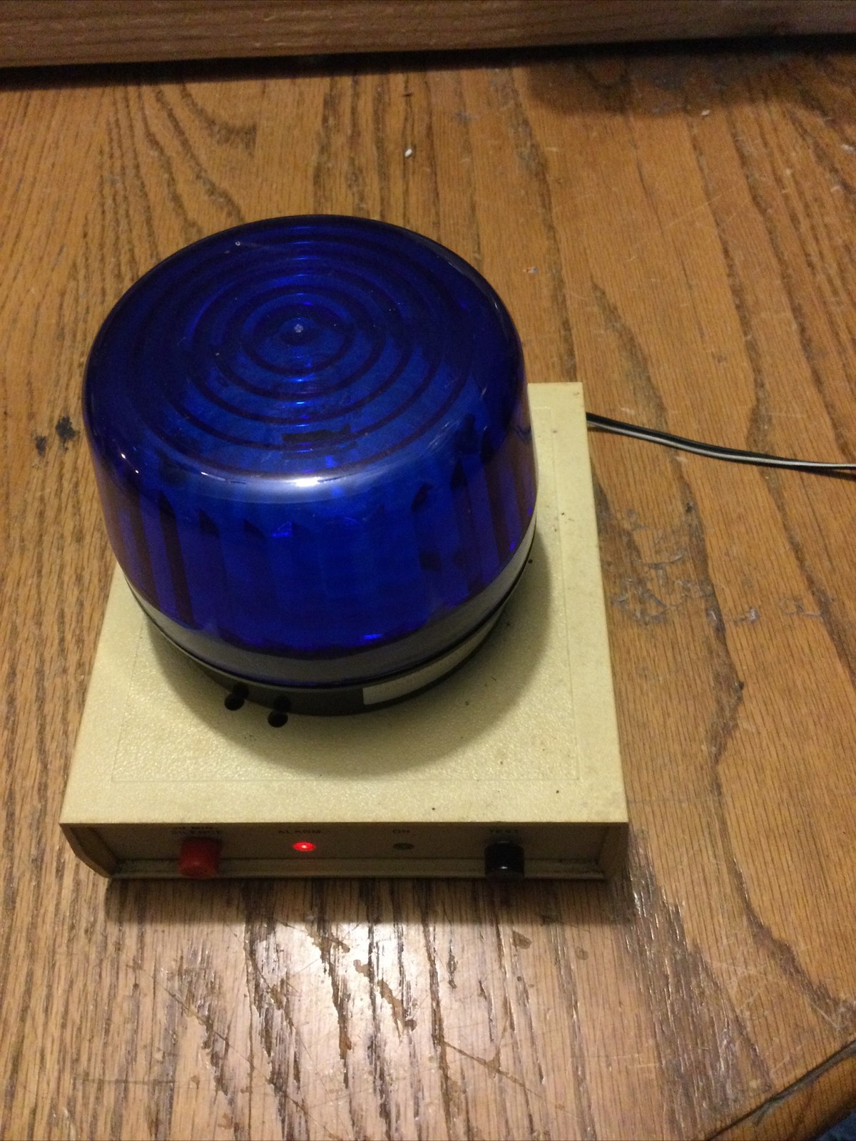 SECO-LARM EMERGENCY STROBE LIGHT SL-126-A24 24VDC 150 mA