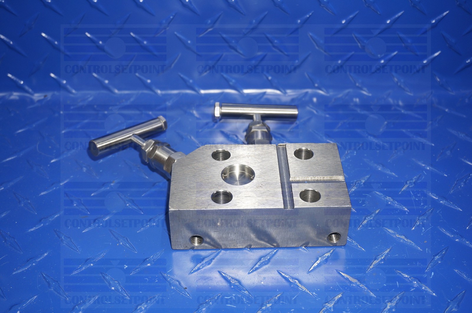 KEROTEST MANIFOLD KMC2VIS-4 2 VALVE MANIFOLD NEW