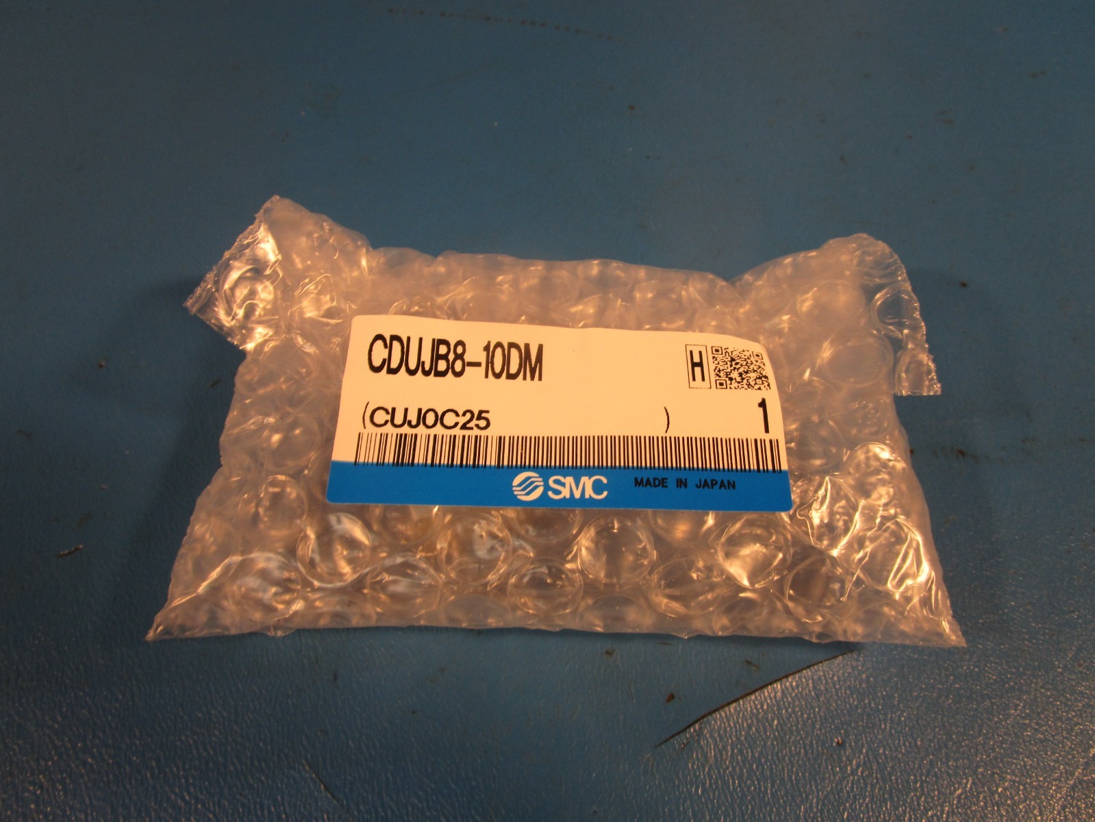 SMC CDUJB8-10DM, Compact Cylinder, 8mm Bore, 10mm Stroke, Double Acting