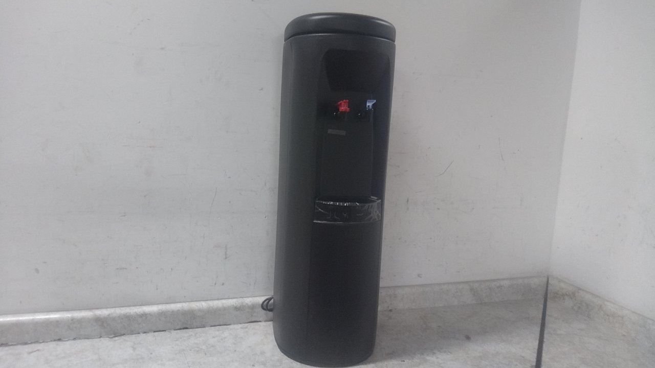 Oasis POUD1SHS 40-1/2 In H 115VAC Black Freestanding Plumbed Water Dispenser