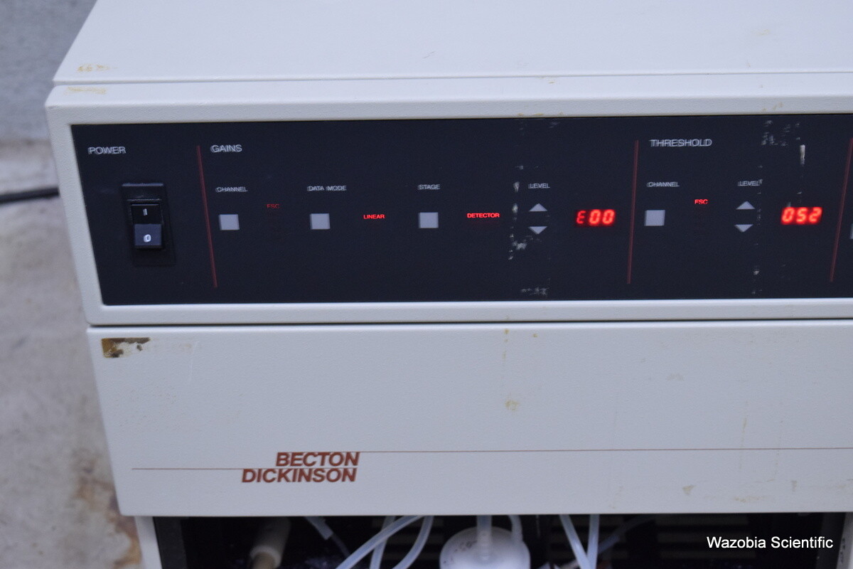 BD BECTON DICKINSON FACSCAN FLUORESCENCE ACTIVATED CELL ANALYZER WITH DETECTORS