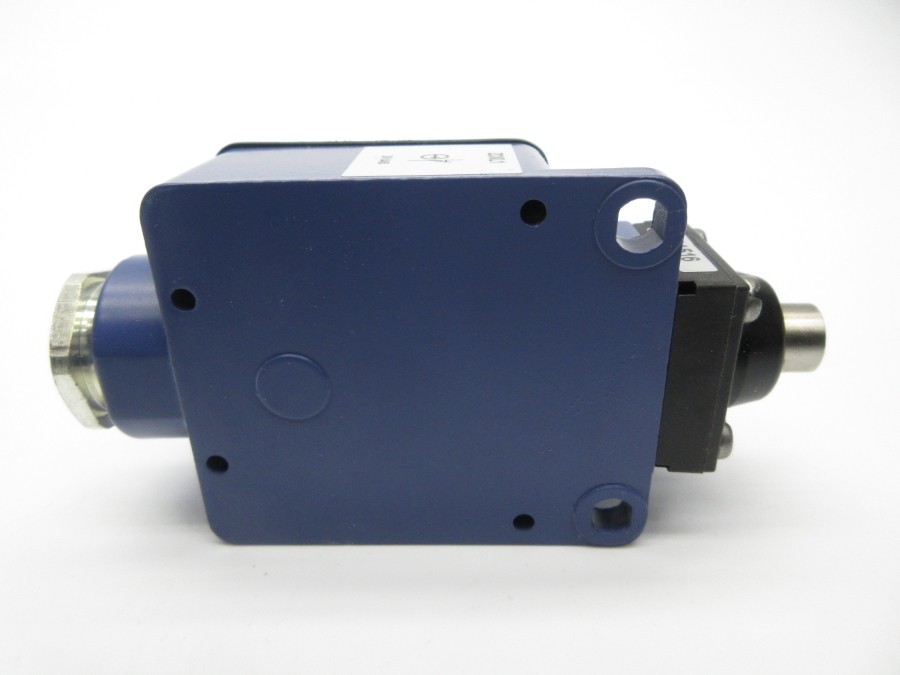 TELEMECANIQUE ZCKL1 240V 3A (AS PICTURED) NSNP