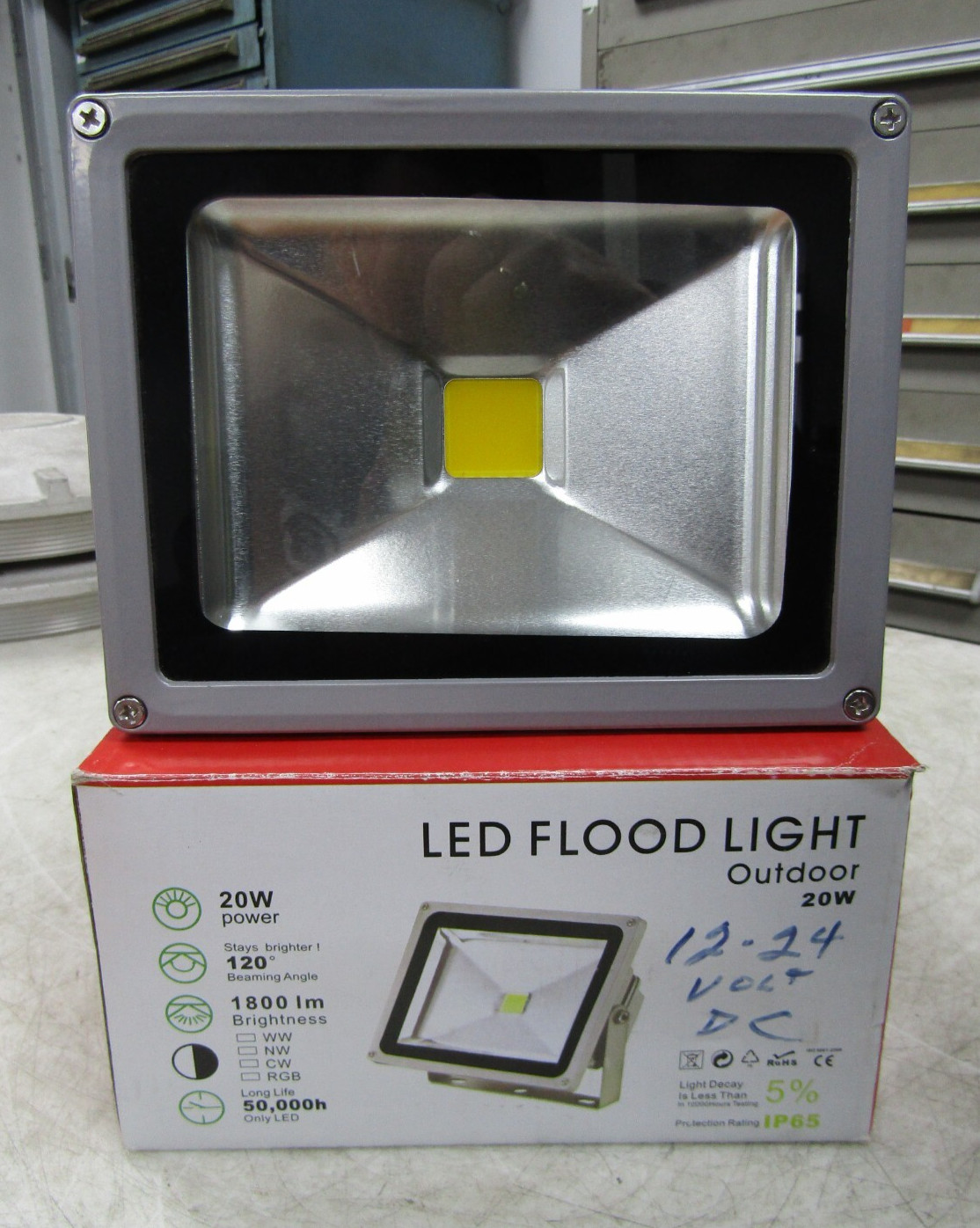 💥NEW 20W OUTDOOR LED FLOOD LIGHT 1800 LM 90-240 VAC 50,000 HR