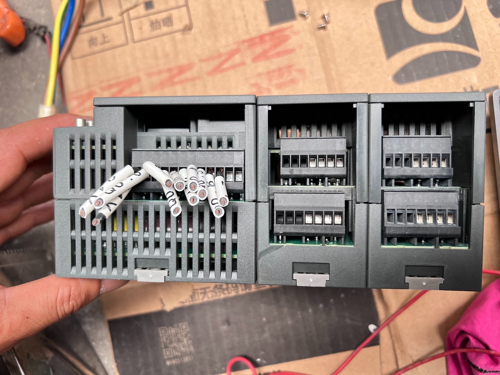 1P Siemens PLC S7-200/SR20 Accept counteroffer