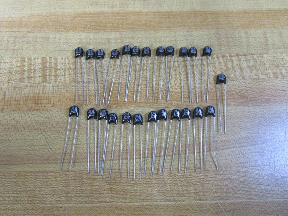 Matsushita V201U Capacitor V20IU (Pack of 75)