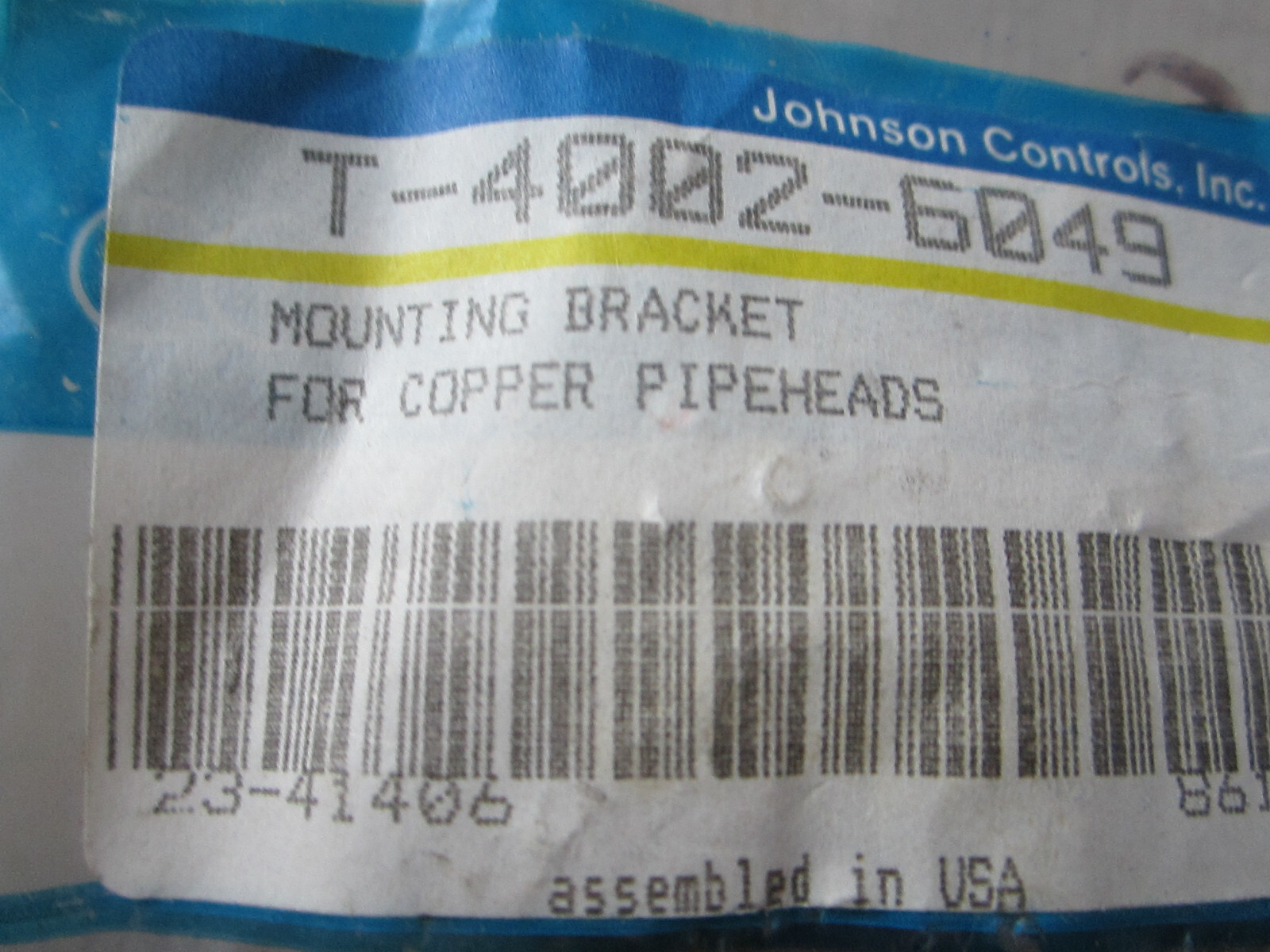 JOHNSON CONTROLS T-4002-6049 MOUNTING BRACKET WITH HARDWARE