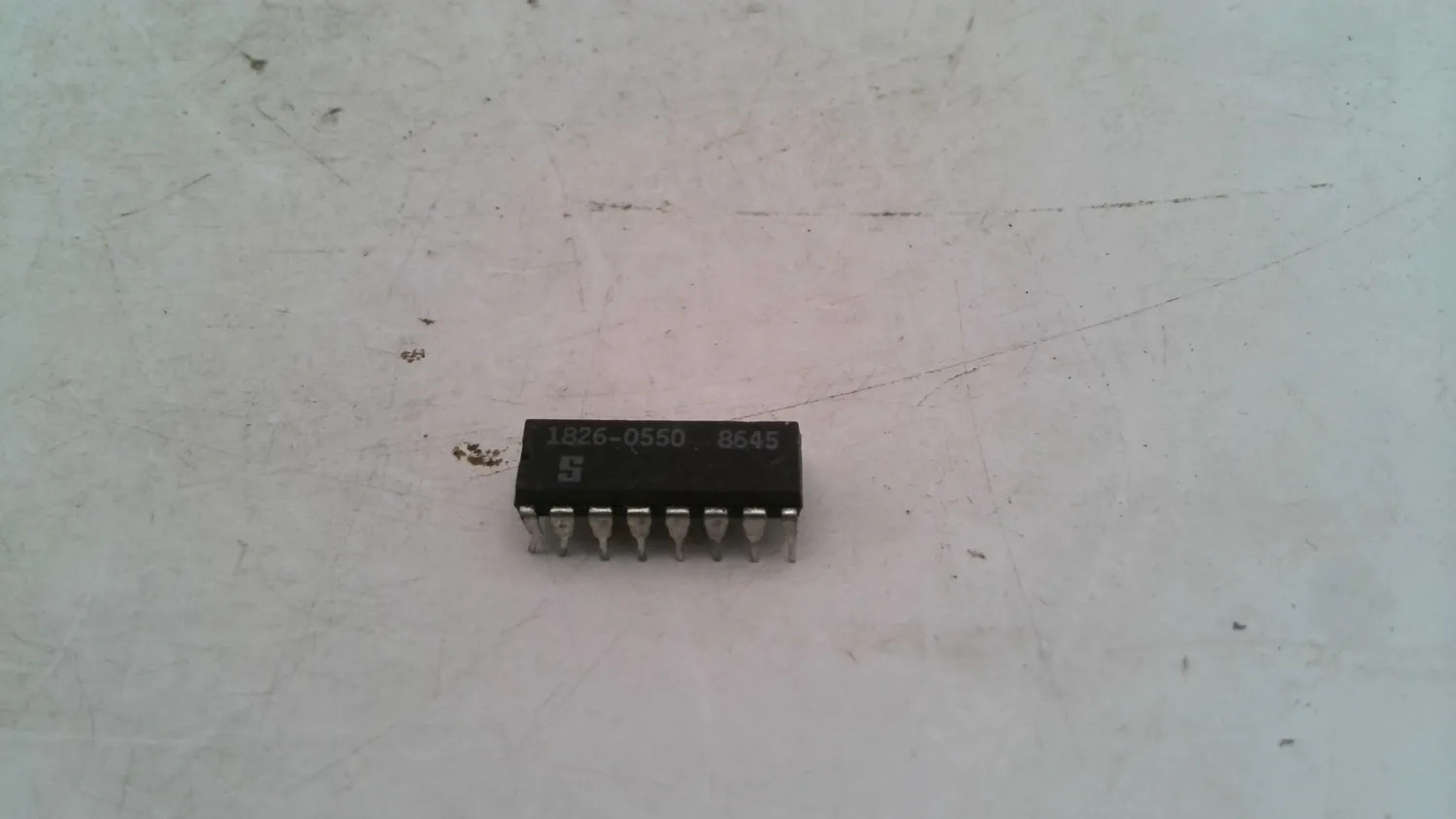 SIGNETICS 1826-0550 LOGIC IC DIP-16 RARE