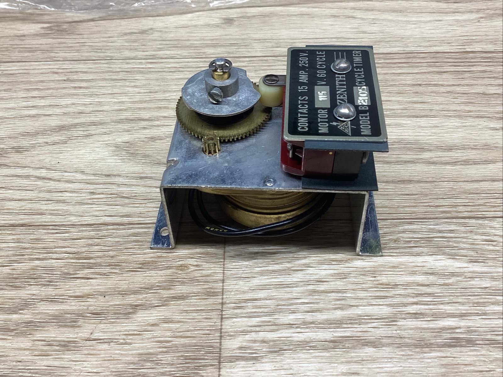 ZENITH MODEL B 1 CYCLE TIMER 15 AMPS 250V #800F130*CO