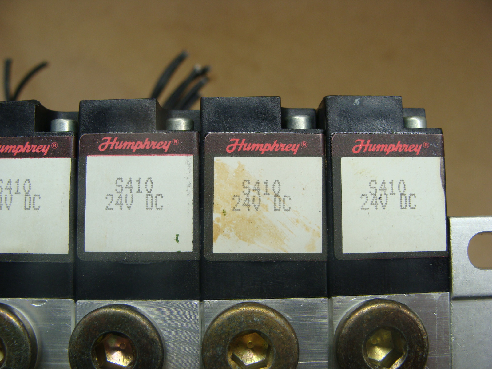 HUMPHREY S410 24 VDC 7 SOLENOID VALVE BLOCK