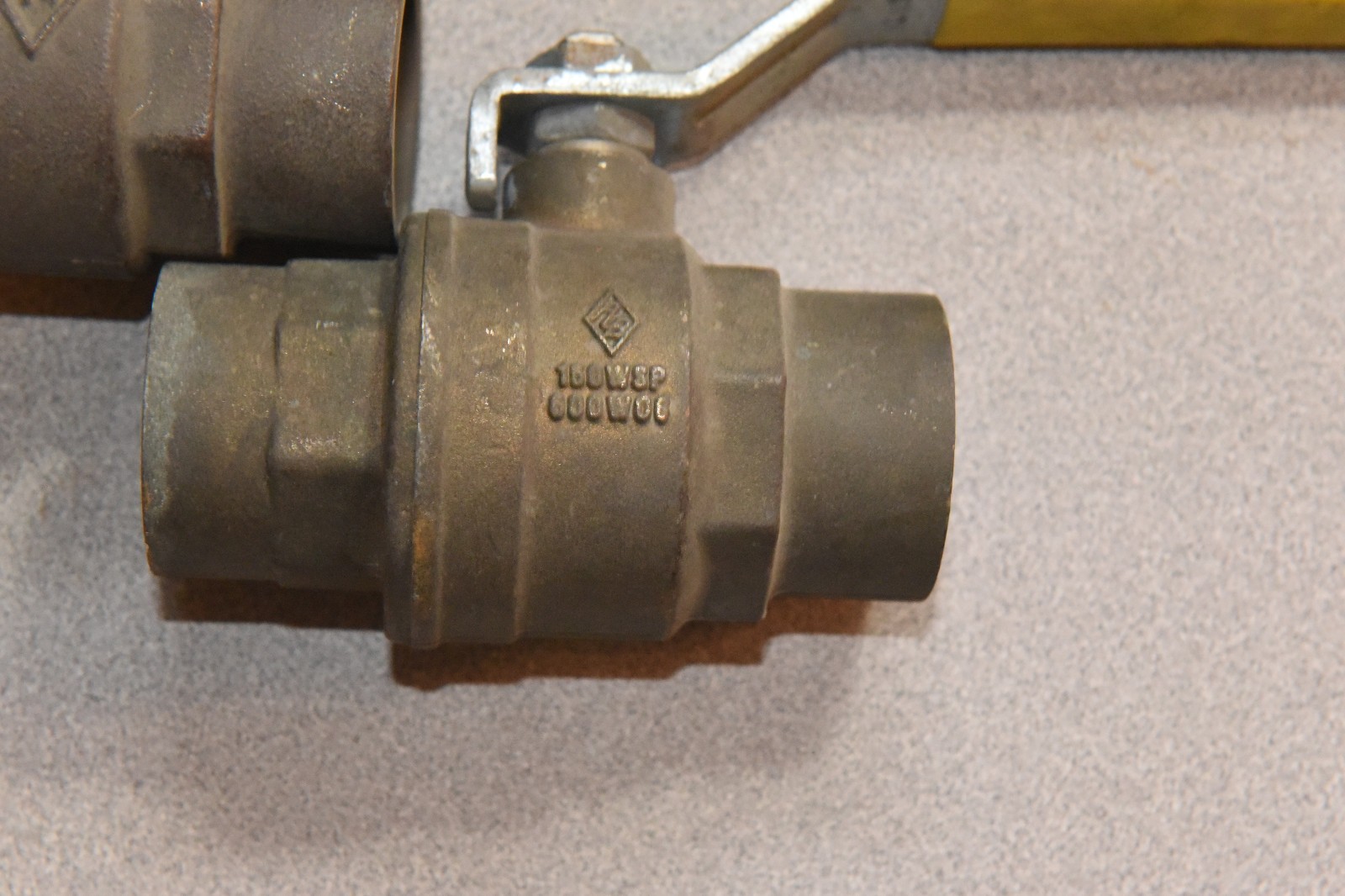 Lot of (2) FNW 1-1/4 Brass Full Port Ball Valves 150WSP-600WOG Sweat