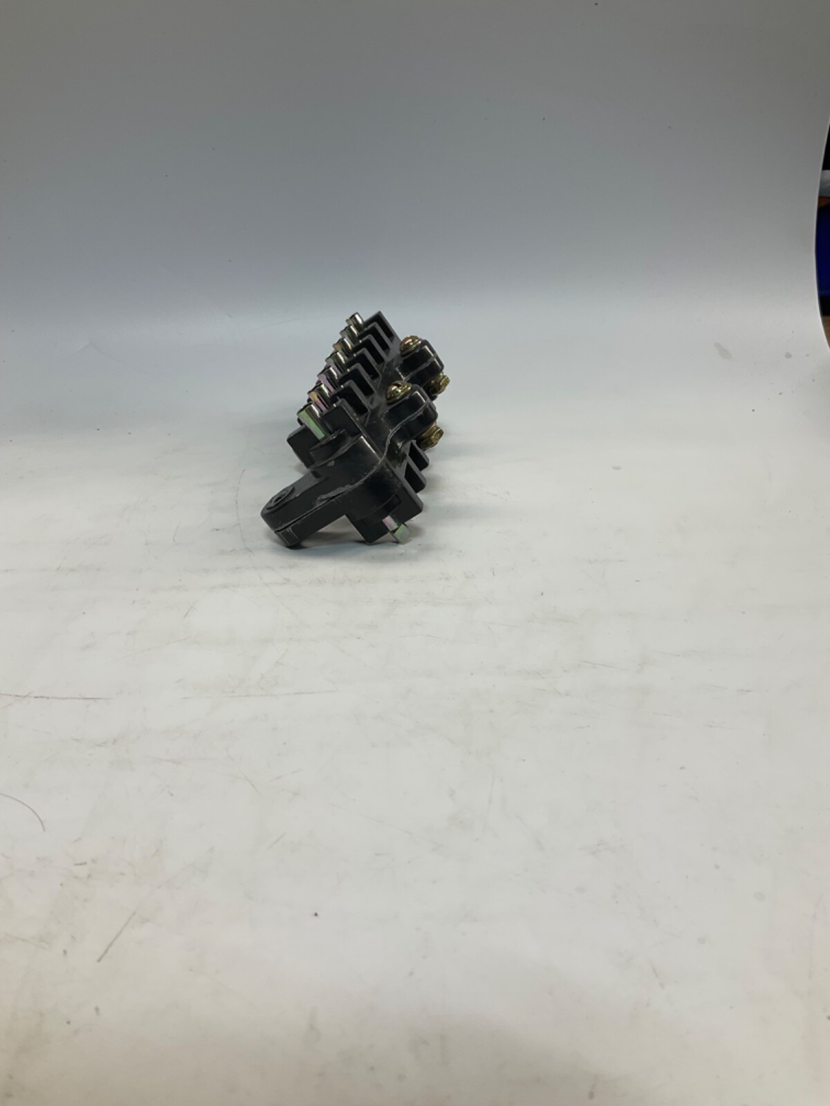 GE DJ317A7419P001 NUCLEAR ENERGY SECONDARY DISCONNECT SWITCH