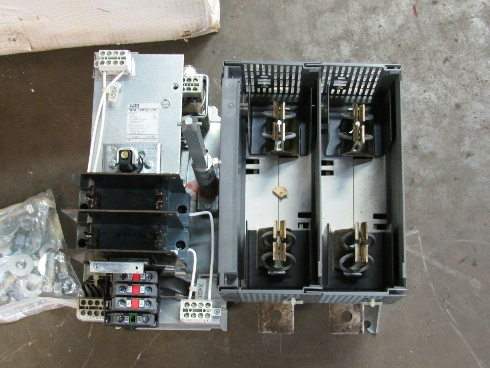 ABB OESL 630V32D02V1 PRE CHARGING FUSIBLE DISCONNECT SWITCH 1000V 600A