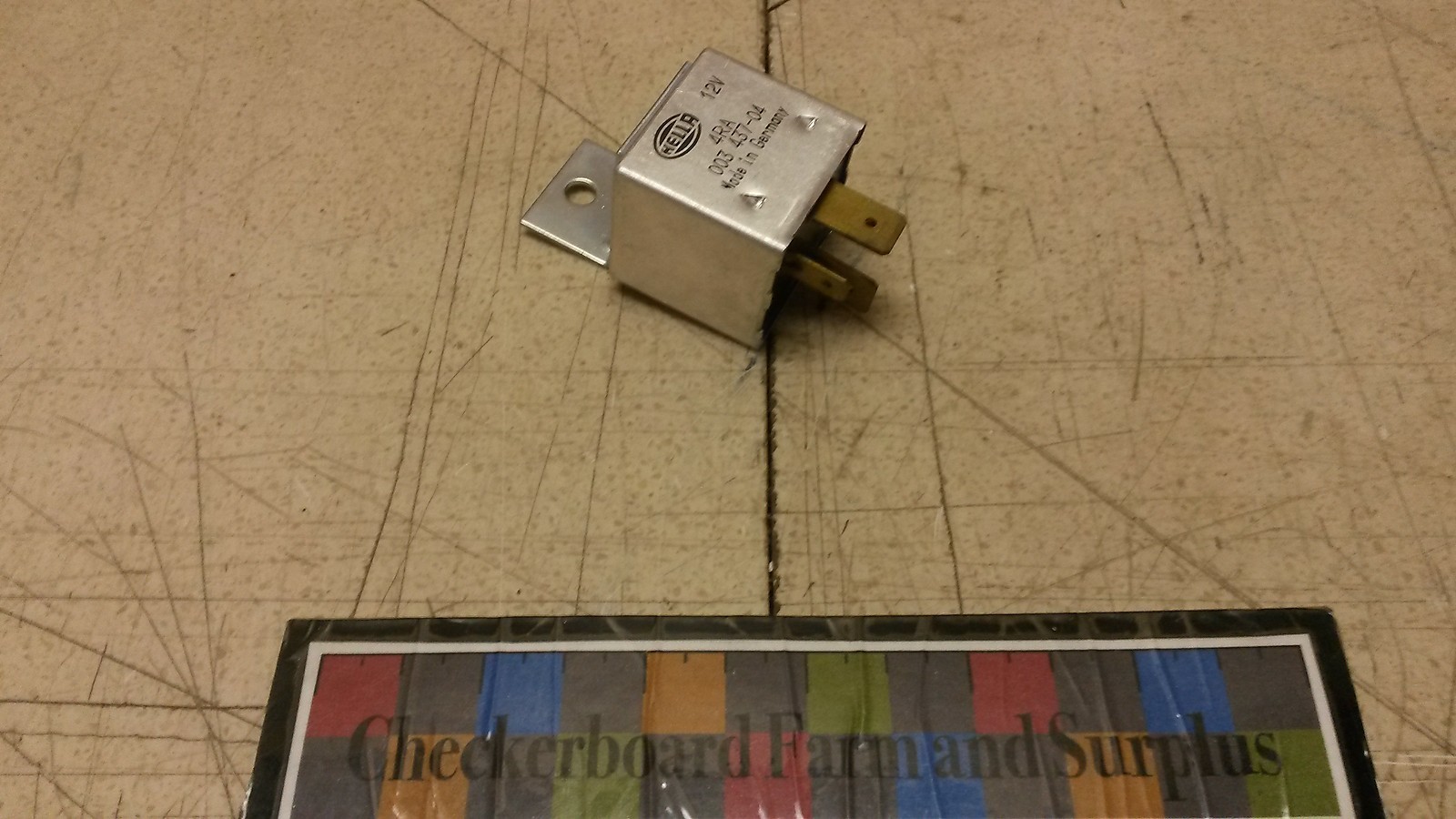 NOS Hyster Relay 12-Volt 1367472 5945-01-429-9153