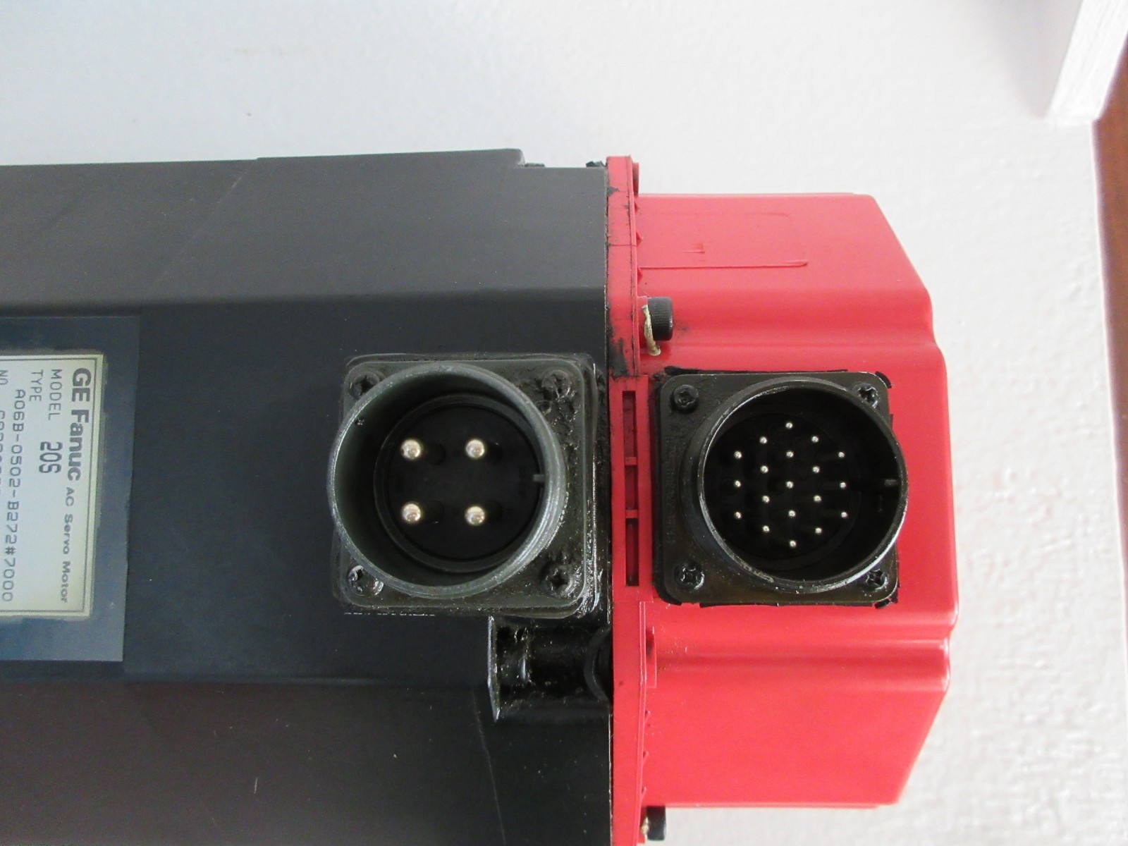 FANUC A06B-0502-B272#7000 USED MODEL 20S AC SERVO MOTOR A06B0502B2727000