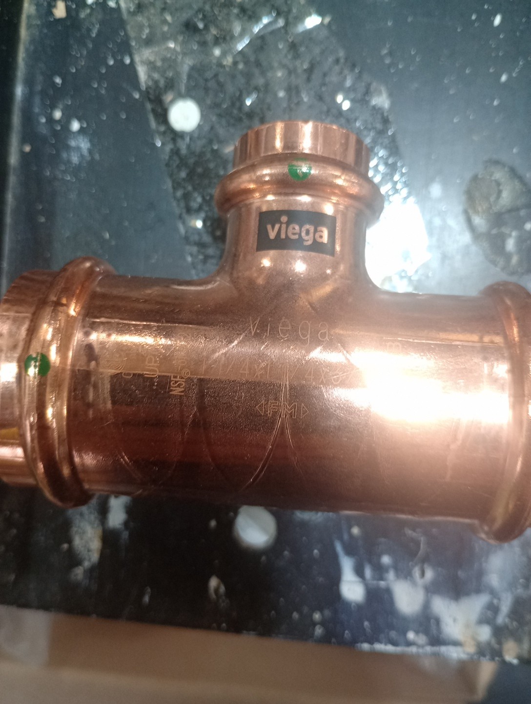 Viega 77452 ProPress Copper Tee 1-1/4 Inch by 1-1/4 Inch by 3/4 Inch
