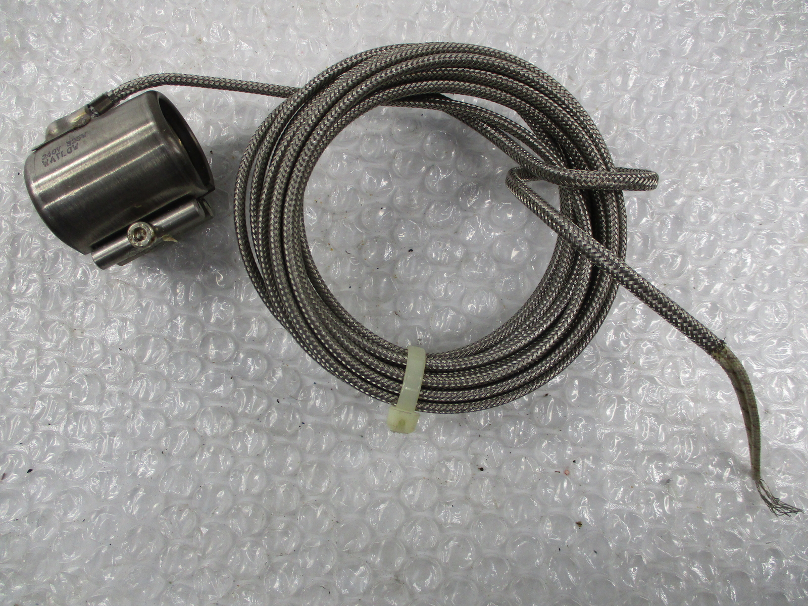 INDUSTRIAL SPARE 81-10-F/9 1005 HEATER BAND 240V NSNP