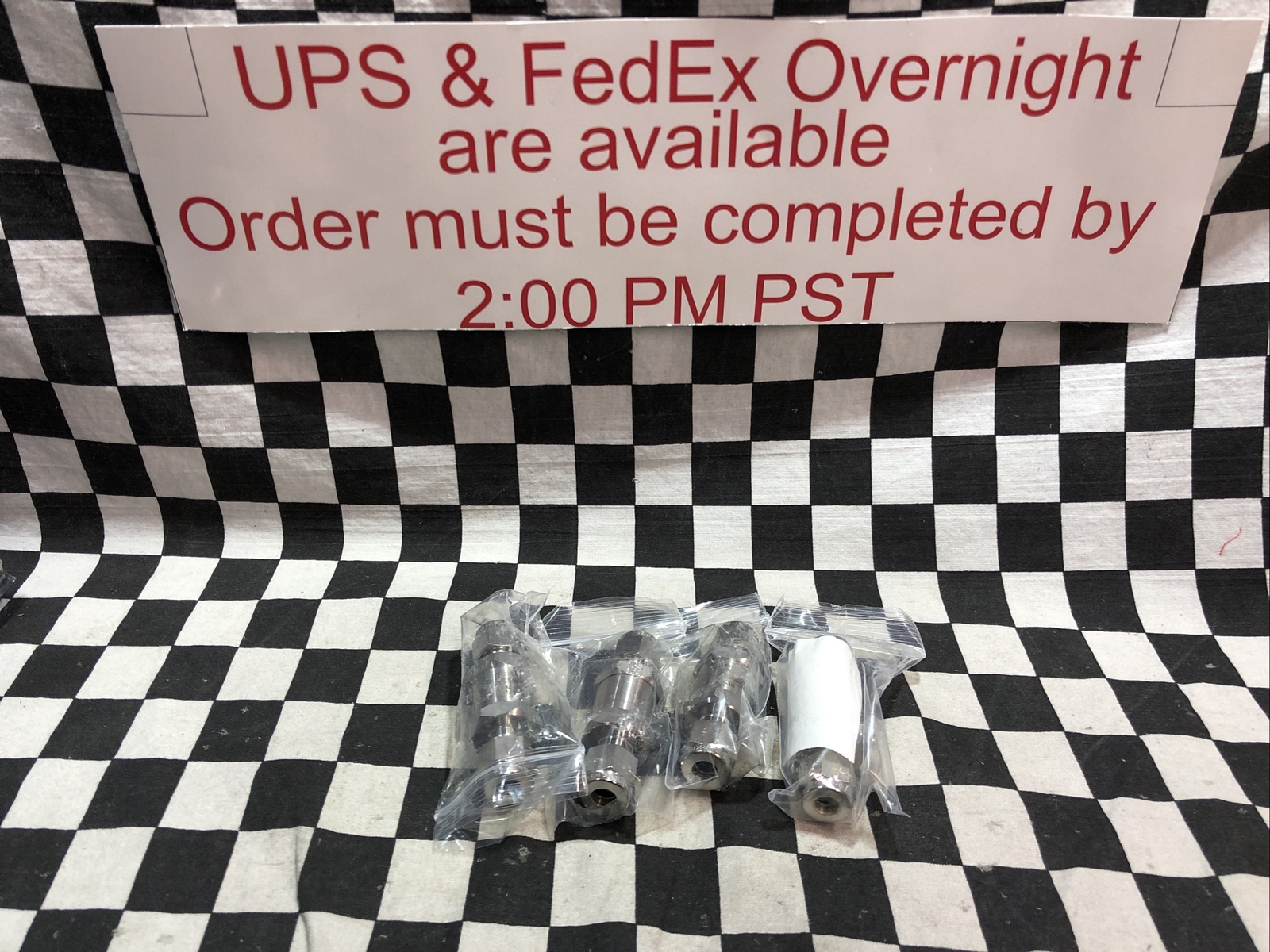 PARKER Check Valve 1/3 PSI, 4A-C4L-1/3-SS, LOT OF4, SHIPSAMEDAY#1325F6