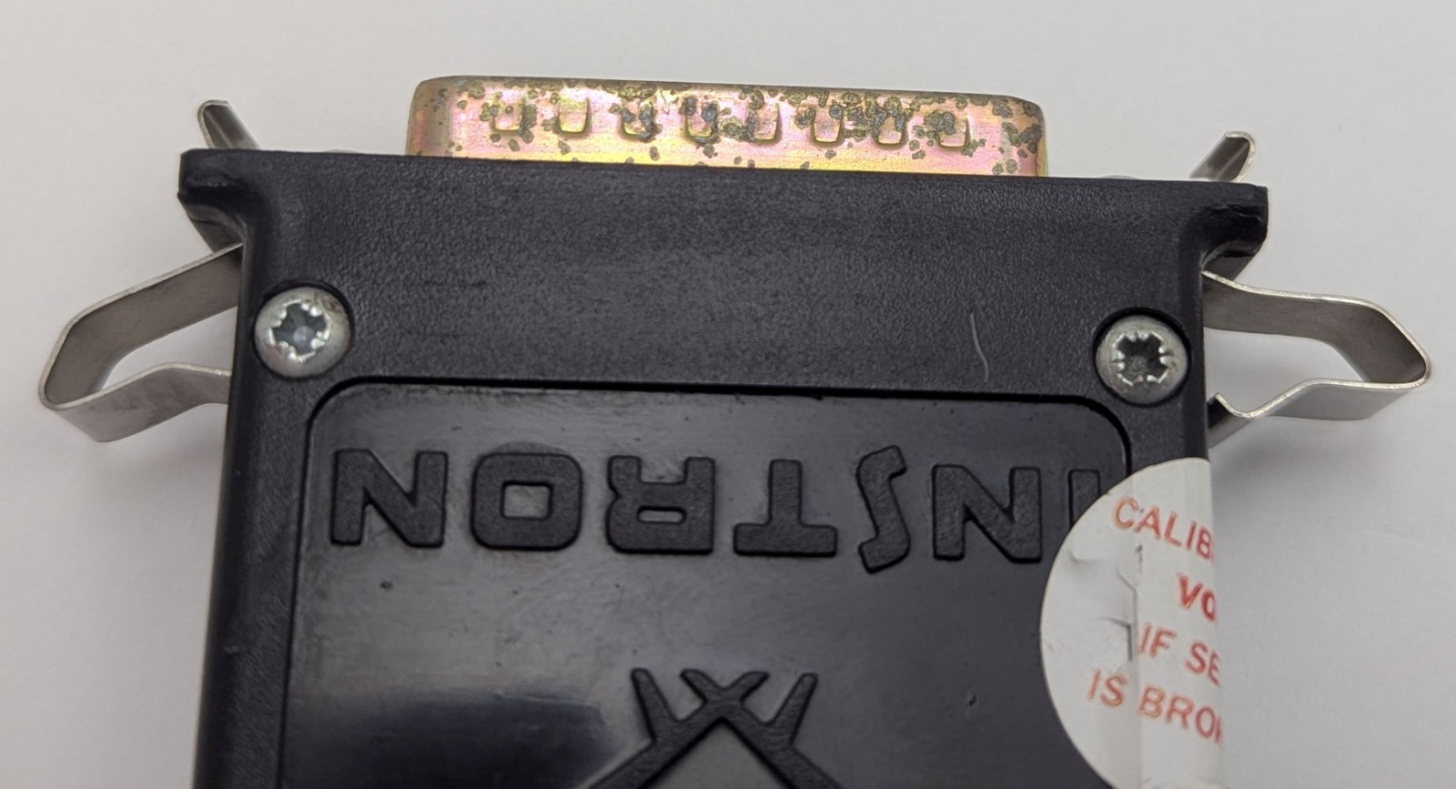 Instron 2525-804 Static Load Cell 10kN 2250lb Tension Compression 4400 5500 5800