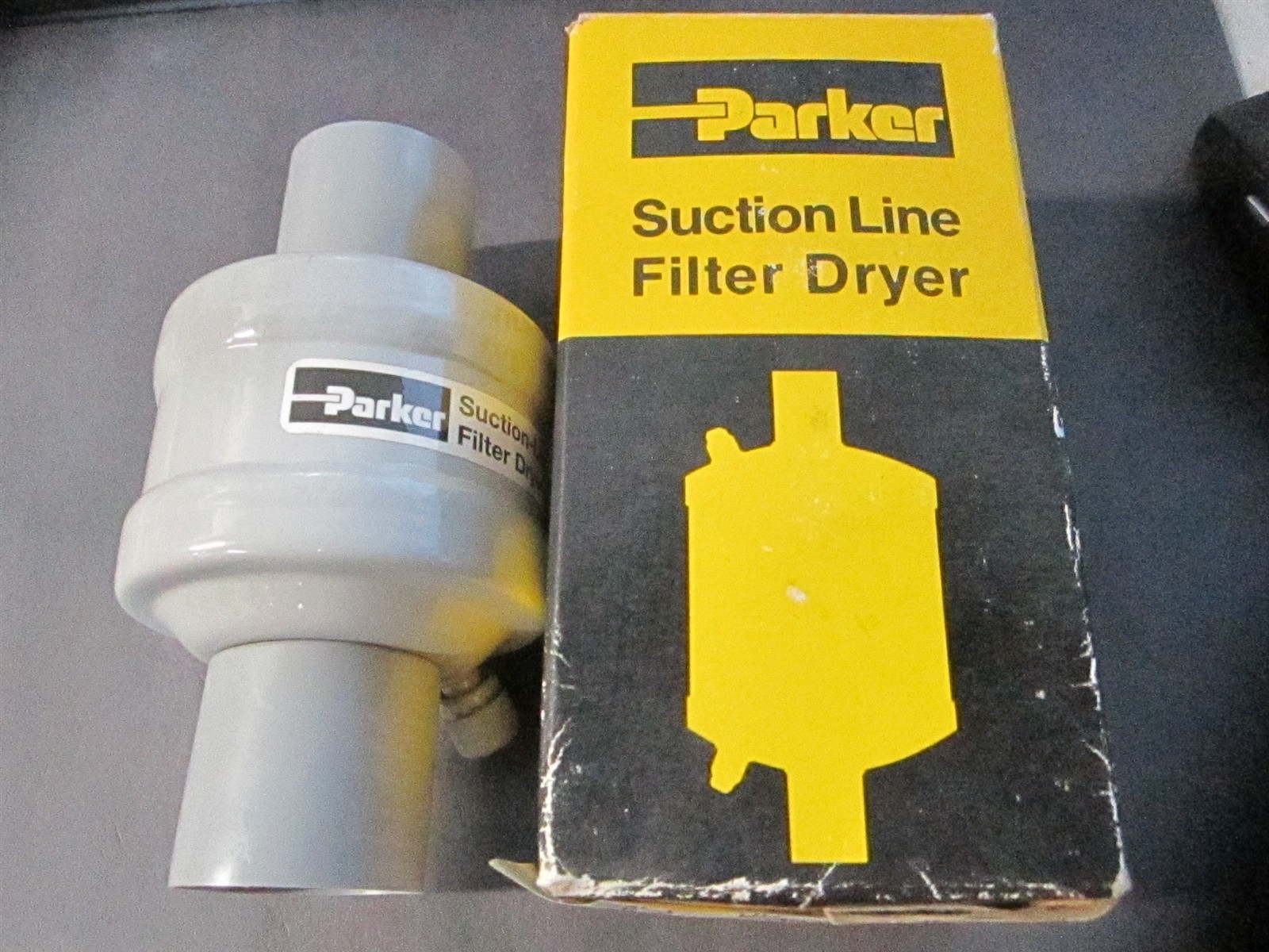 Parker (SLD-8-3V-HH) 3/8″ SAE Flare St eel Shell Suction Line Filter Dryer