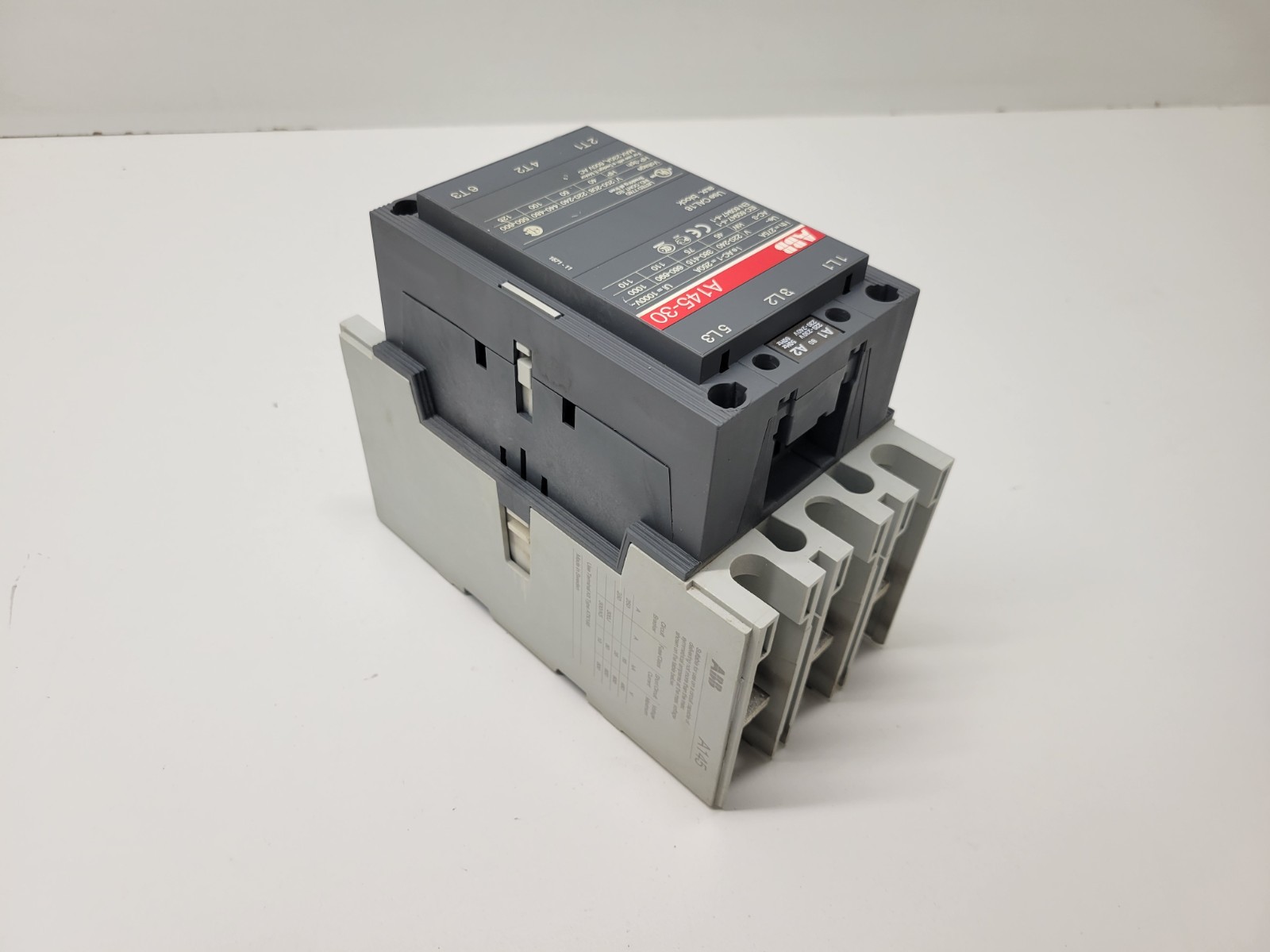 GOOD USED! ABB 220/240V COIL 250A CONTACTOR A145-30