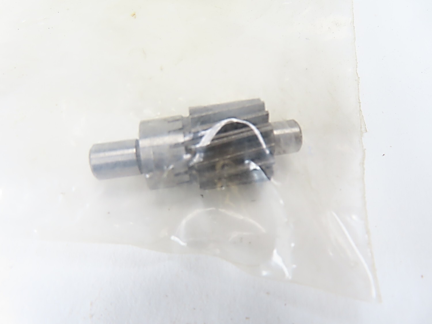 Milwaukee 36-66-2801 Intermediate Shaft 36662801 (NOS) NEW NO BOX
