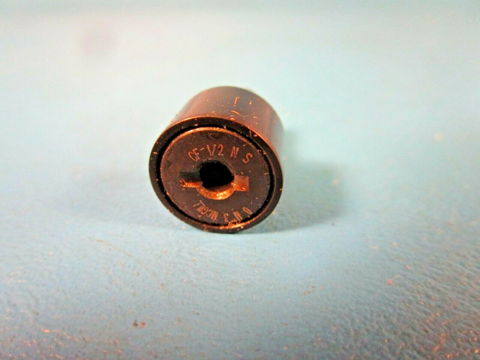 McGill CF1/2NS Flat Cam Follower-Slotted Head, Needle Roller Bearing CF-1/2 N S