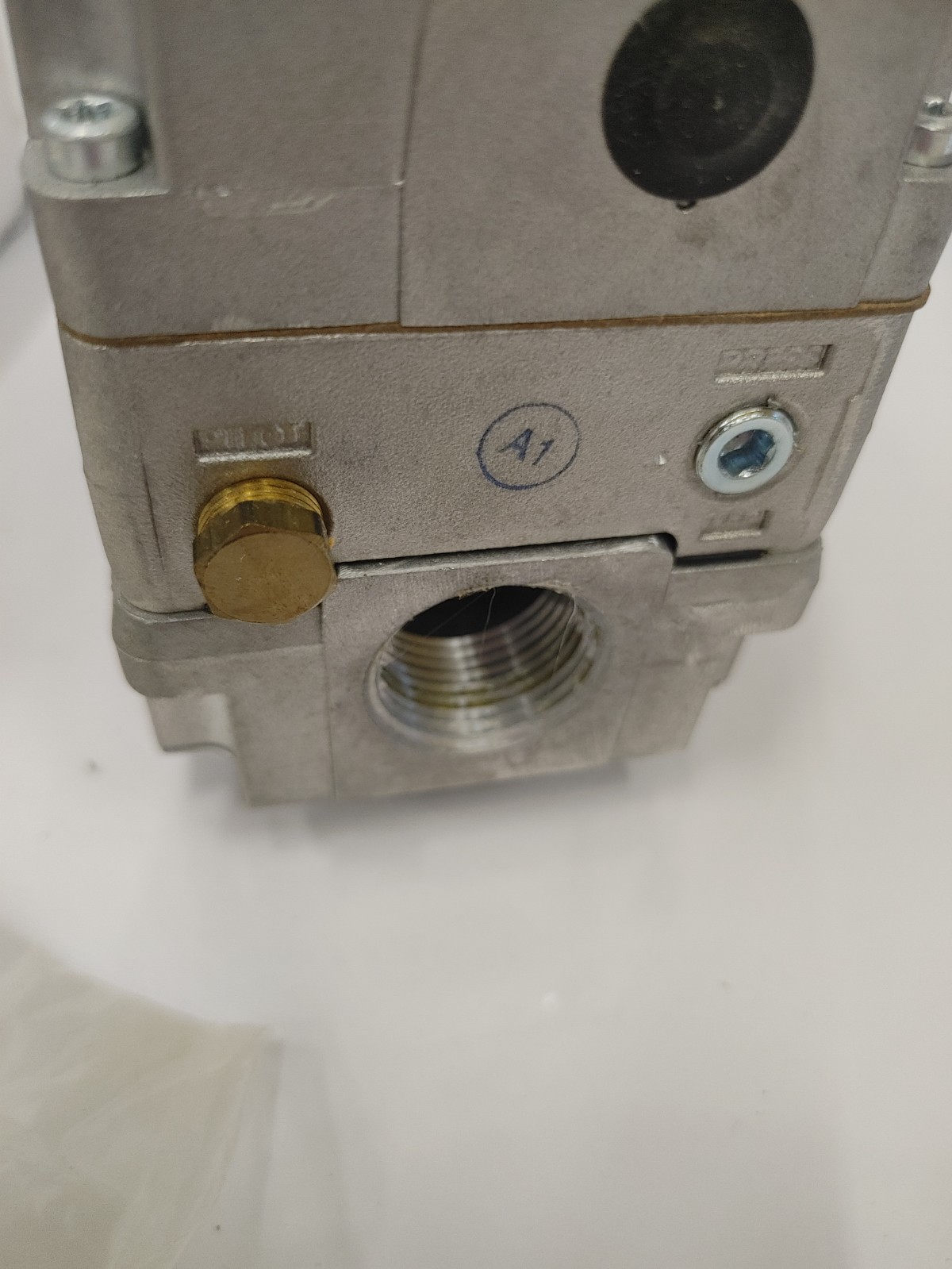 White Rodgers 36C74-913 3/4″ Gas Valve