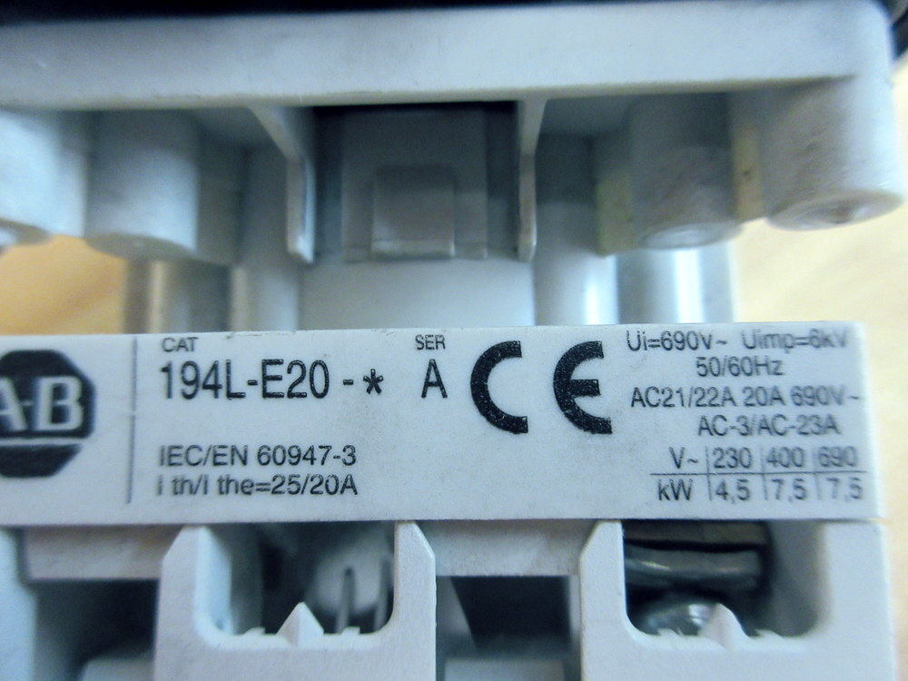 Allen Bradley 194L-E20-1752 On-Off Switch 194LE201752