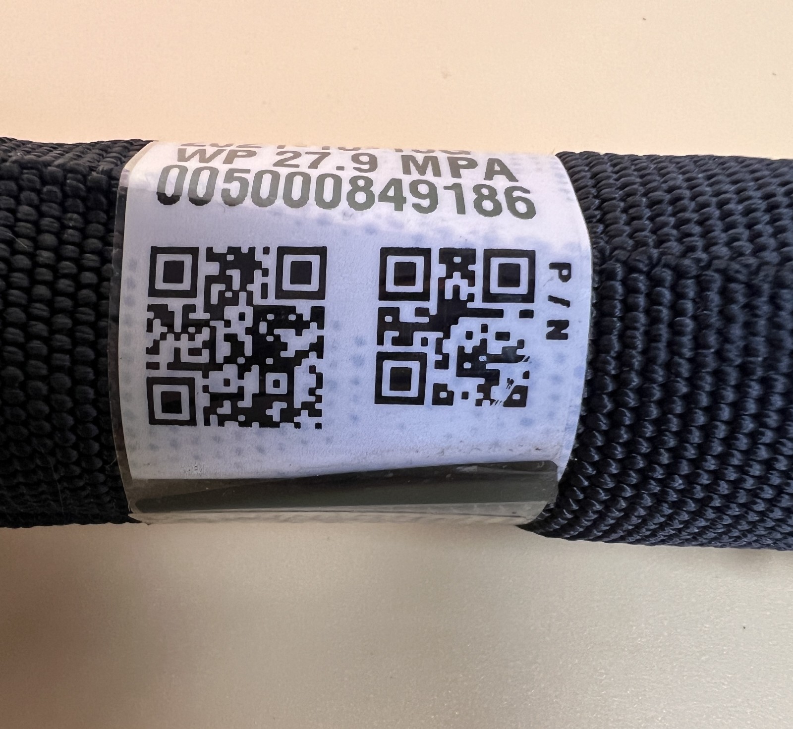 CAT 359-5542 XT-3 ES High Pressure Hose Assembly WP 27.9 MPA 23″ OEM