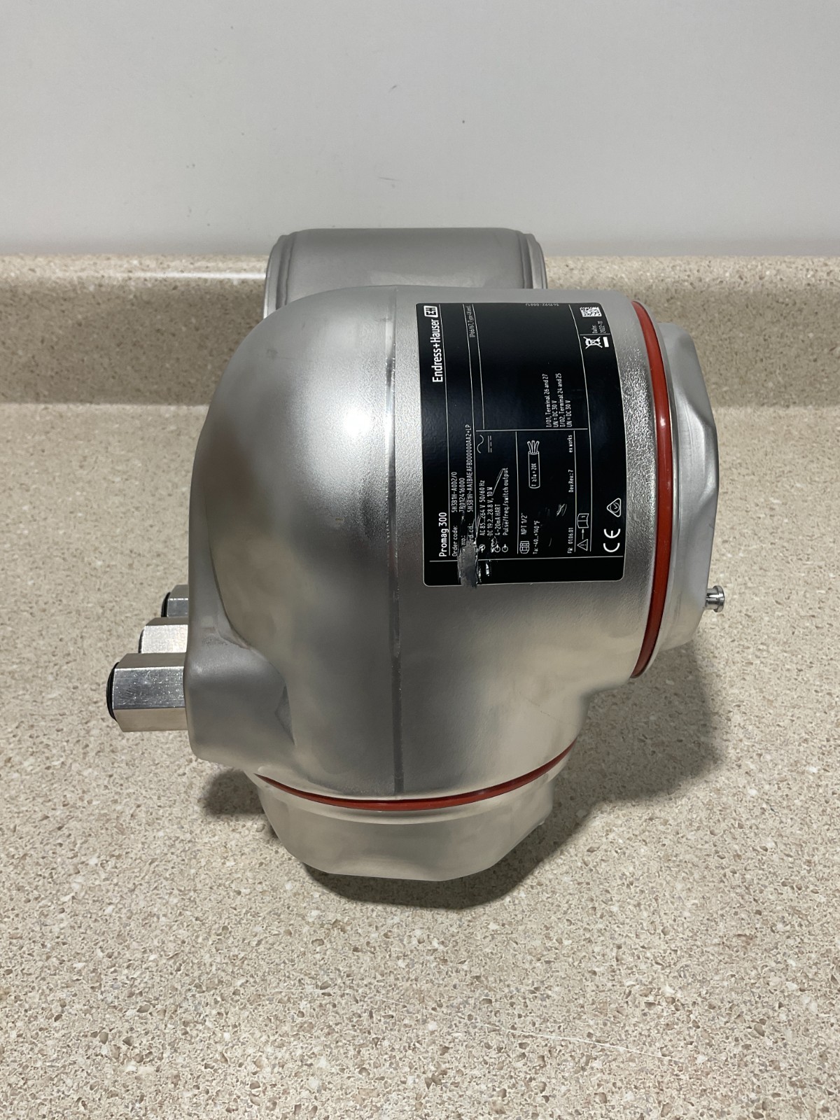 Endress & Hauser Promag 300 5H3B1H-AAIBAEFBD00000AA2+LP NEW