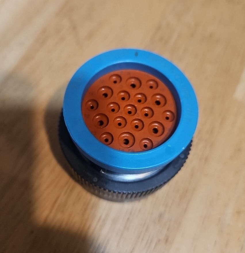 DEUTSCH / TE HDP26-24-19PE-L017 NEW 19 Position Circular Plug Housing Lowest $