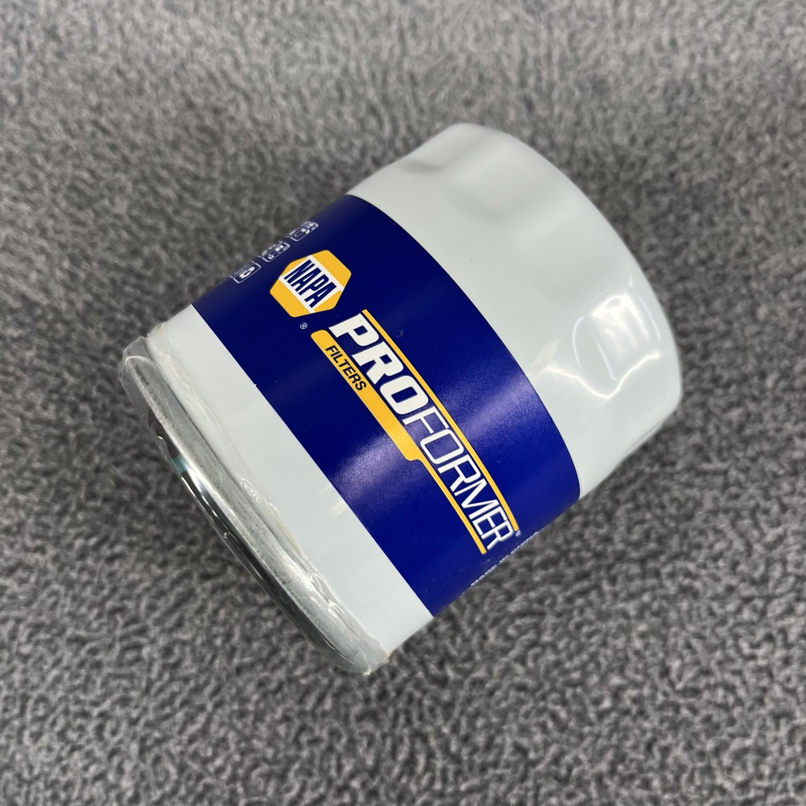 NAPA Pro Former Oil Filter 21042