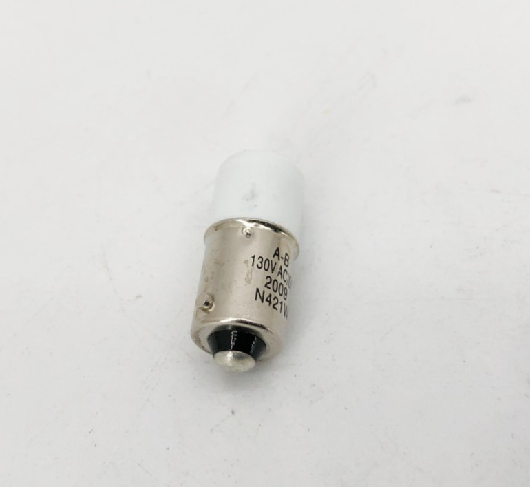 New Allen-Bradley 800T-N421W White LED Bulb 30mm 130VAC/DC – No Box