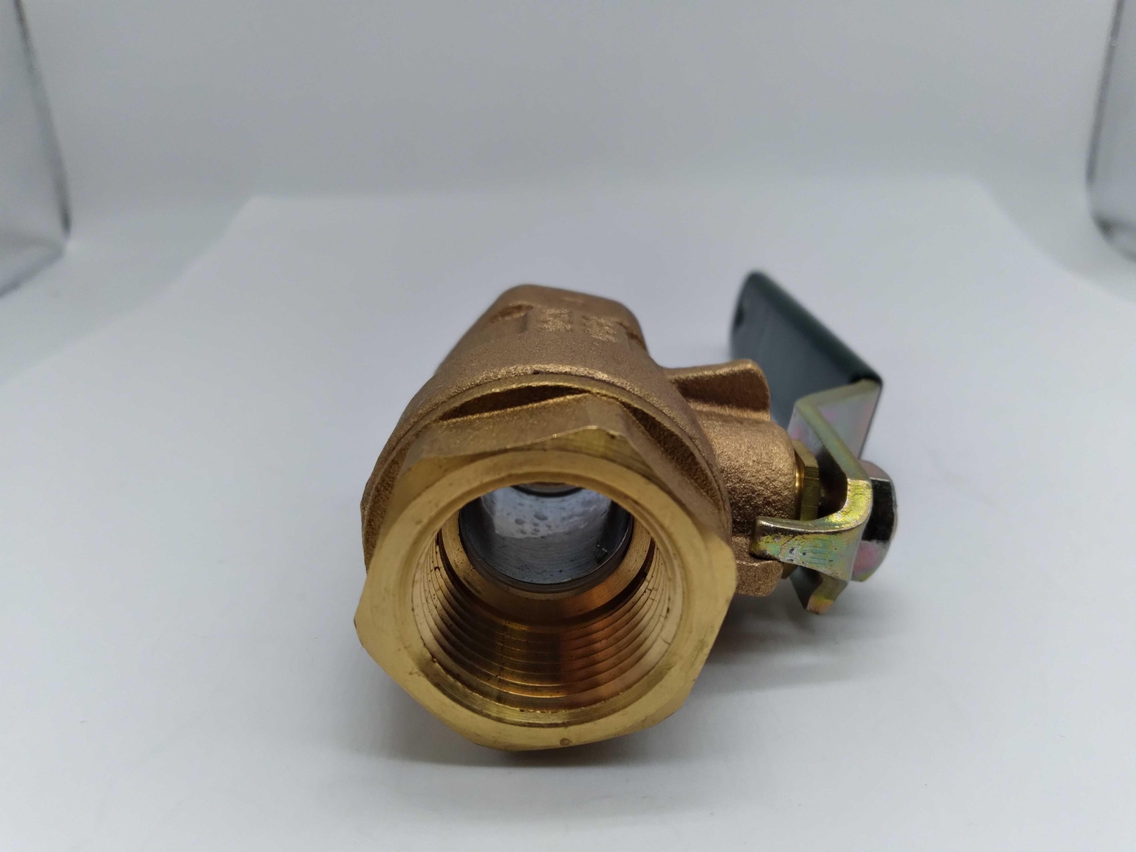 HAMMOND 600 WOG BALL VALVE