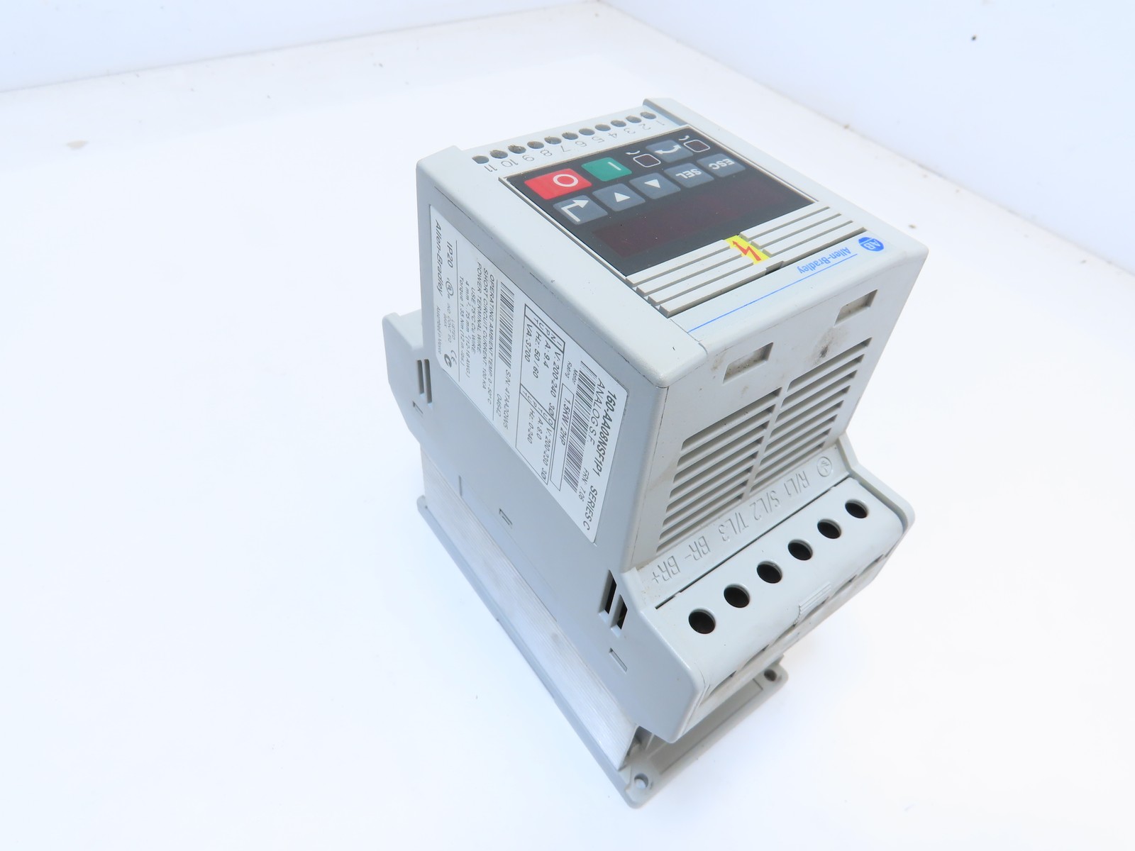 Allen Bradley 160-AA08NSF1P1 SeriesC 2HP Variable speed motor drive 200-208-230V