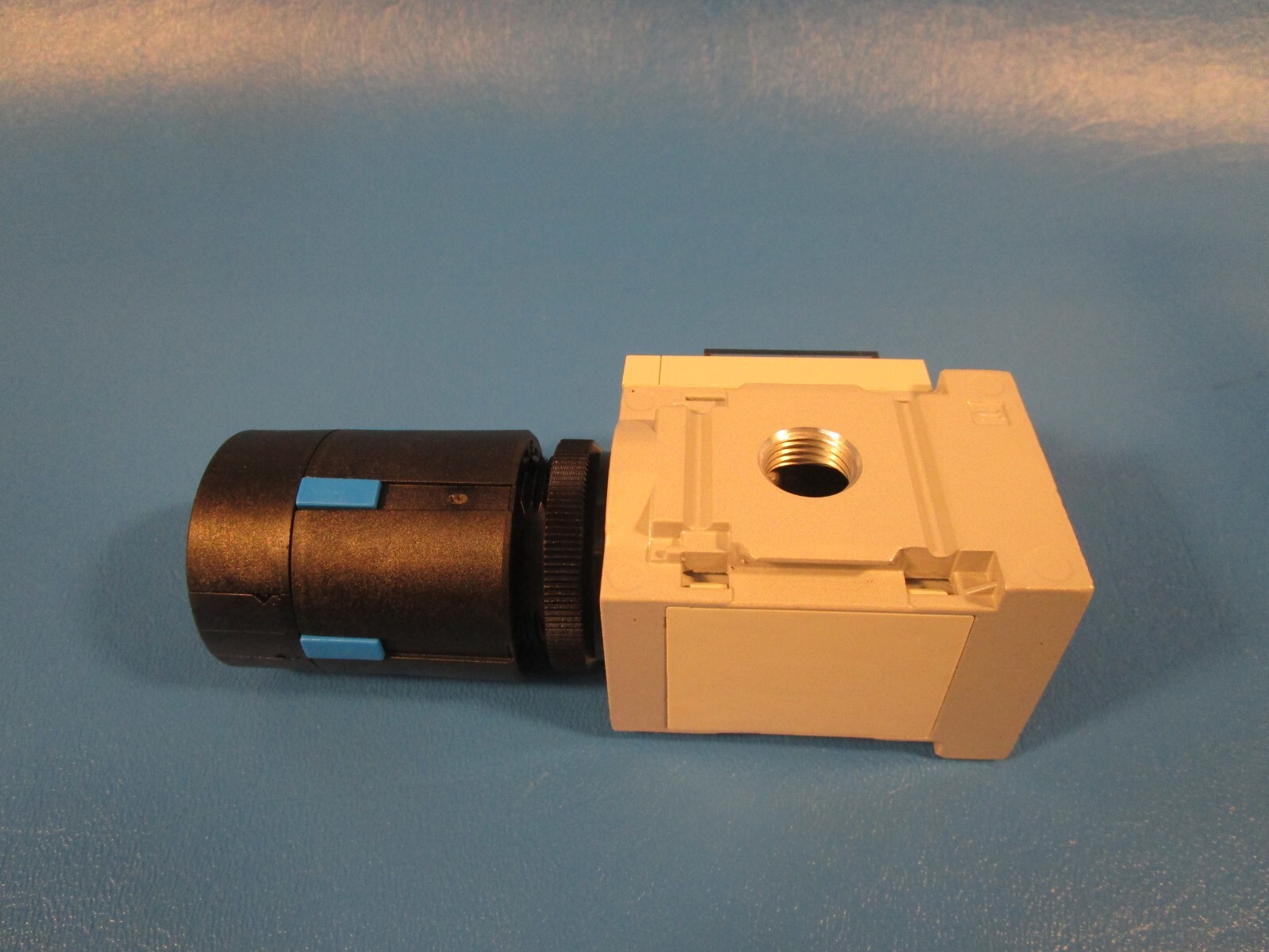FESTO MS4-LR-1/4-D7-AS, 529419, Pressure Regulator, 0.5 to 12 bar, G 1/4 ports