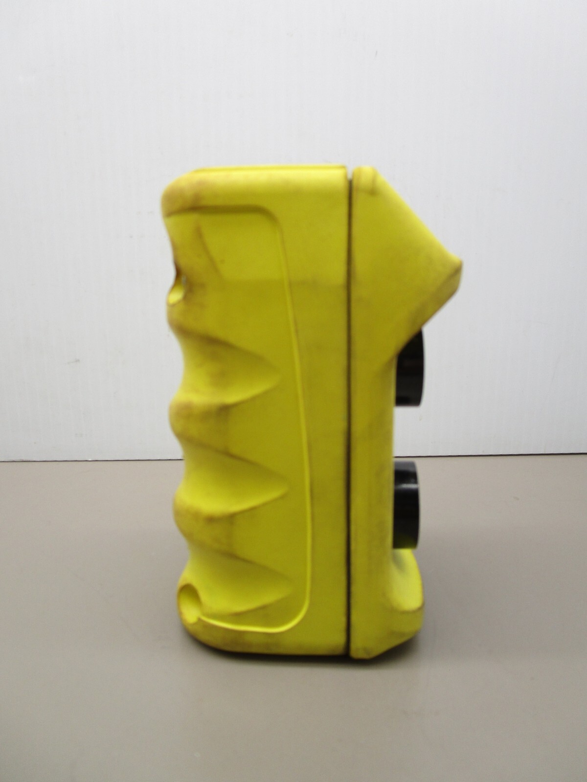 Square D 73170 B-62Y 2-Button Hoist Control Enclosure Yellow Molded Rubber Case