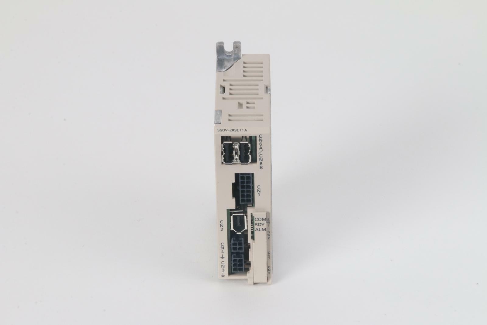 Yaskawa Servo Equipment SGDV-2R9E11A AC Servo Drive E-V Series