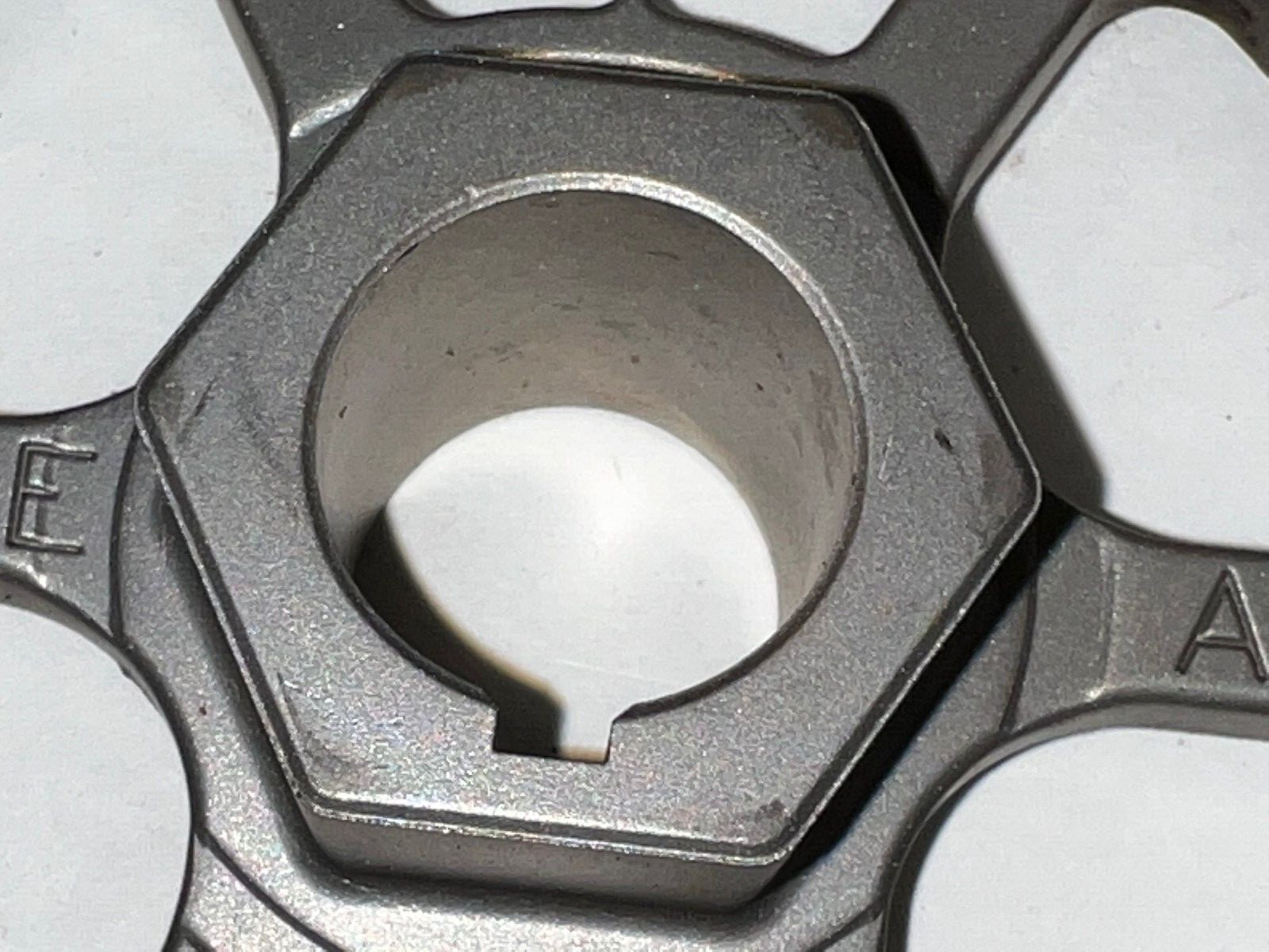 CAMSHAFT TIMING GEAR PULLEY F5CEAA 38 TEETH 4-1/2″ OD 15/16″ BORE 1-1/4″ WIDTH