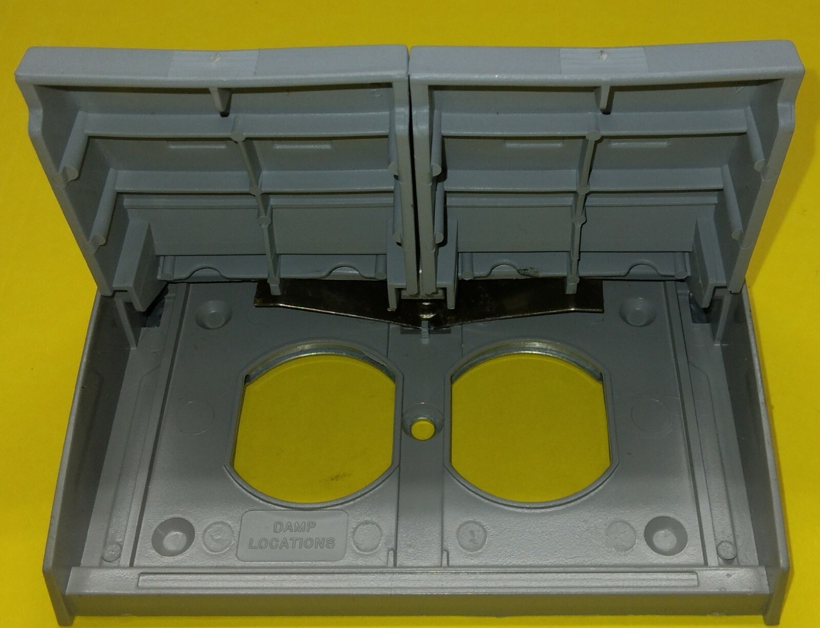 Slater Flip Lid #3780 Weather Resistant Plate With Gasket NOS
